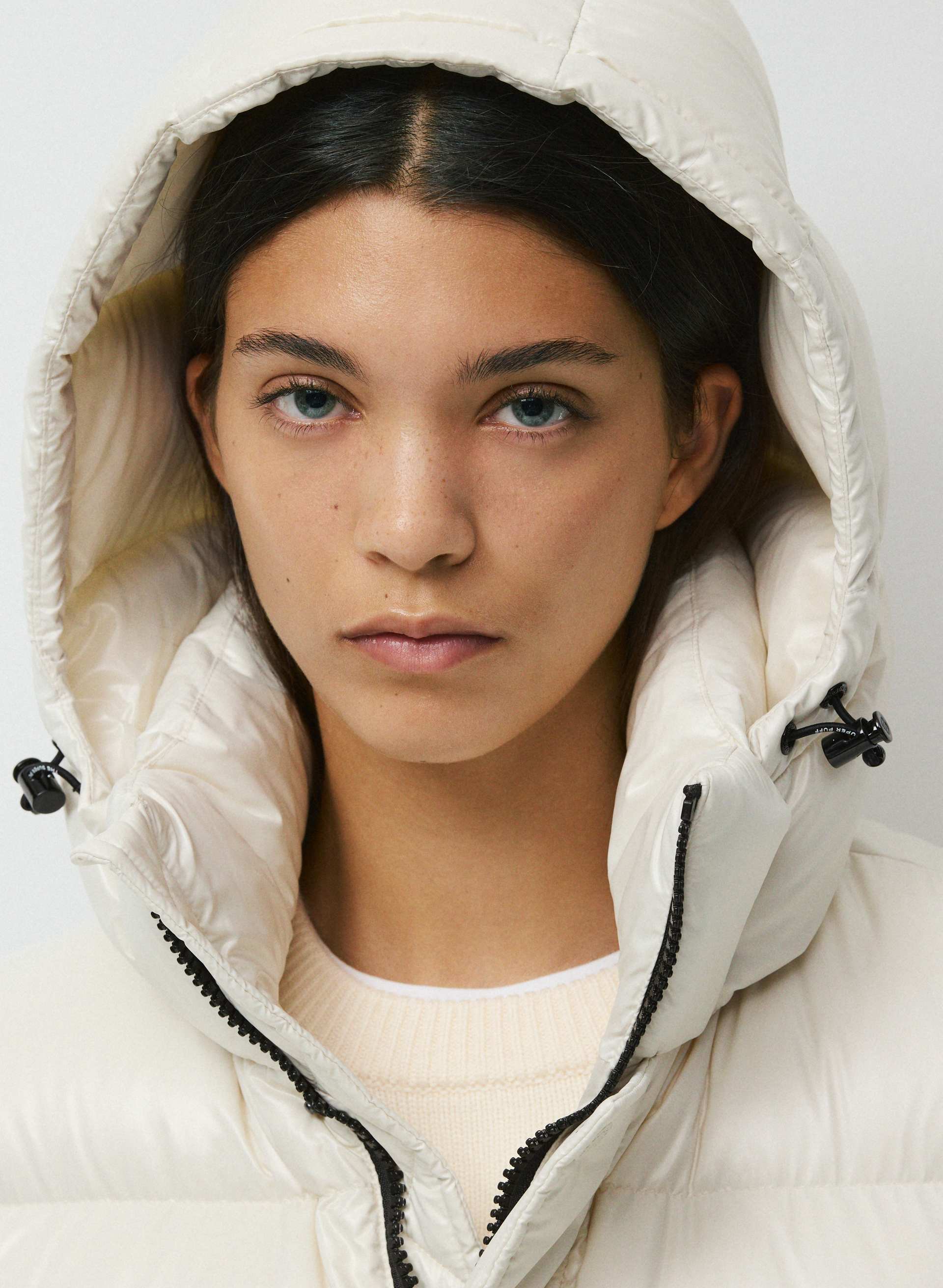 THE SUPER PUFF™ GILET COURT | Aritzia