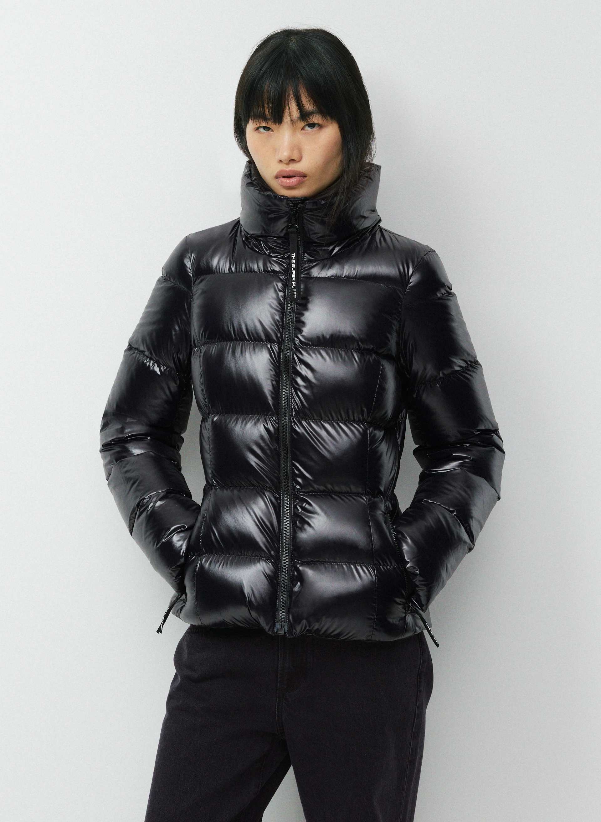 The SuperSnug Puff™ - Hi-Gloss | Aritzia US