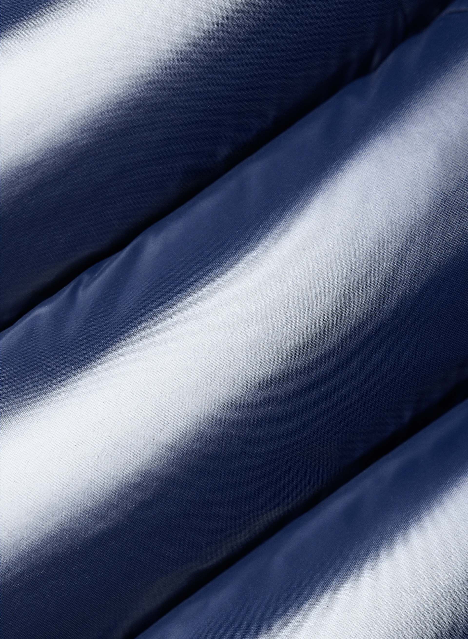THE SUPERSNUG PUFF™ MID | Aritzia