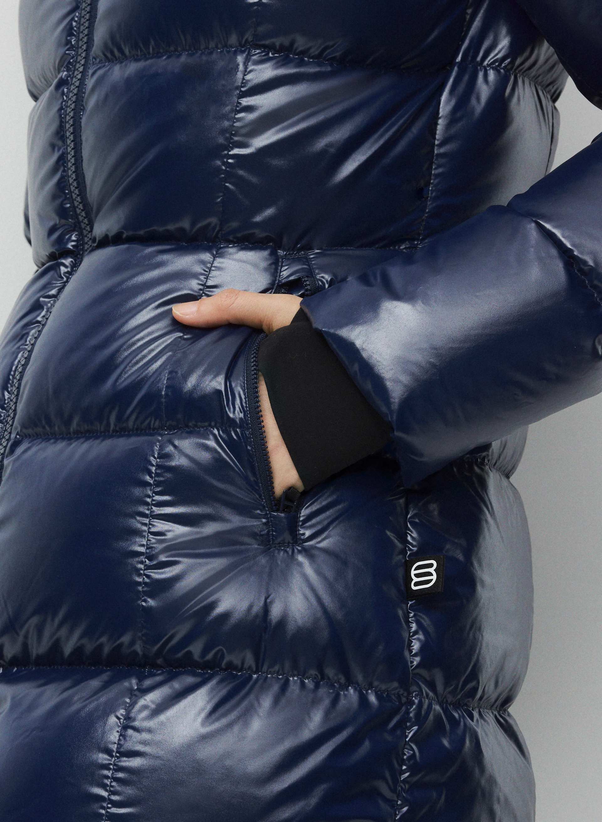 THE SUPERSNUG PUFF™ MID | Aritzia