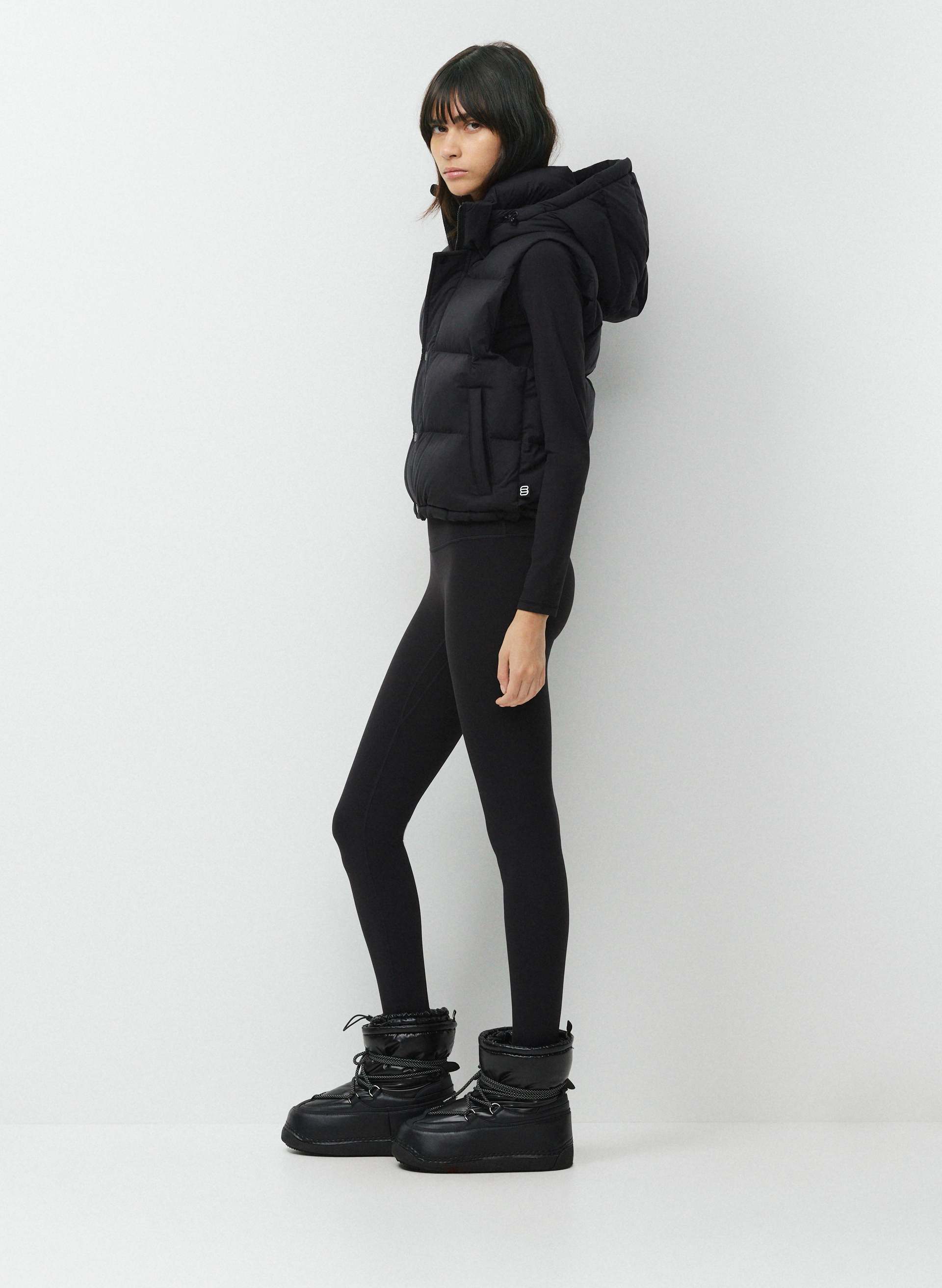 THE SUPER PUFF™ SHORTY VEST | Aritzia