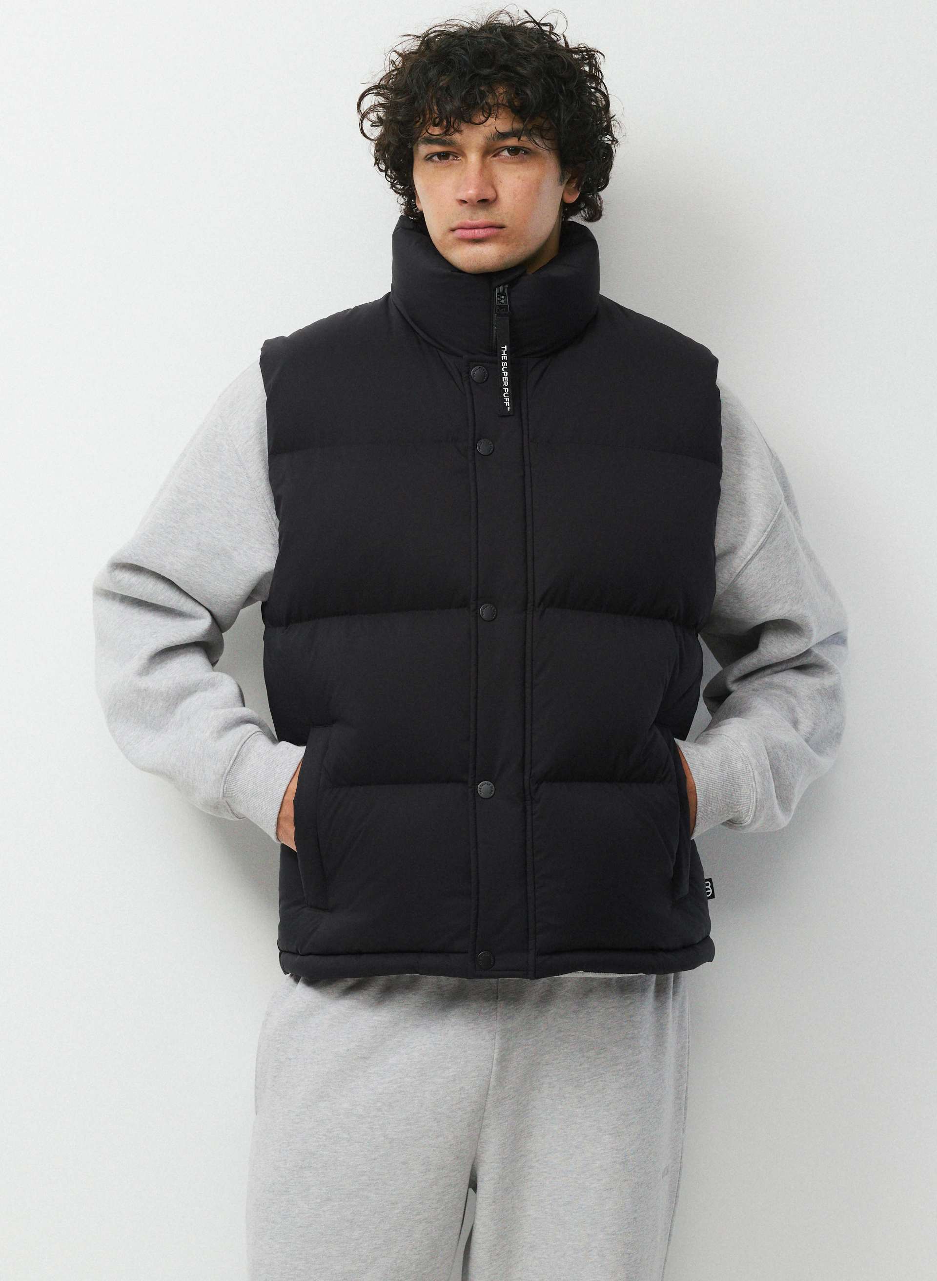 THE SUPER PUFF™ VEST MEN'S | Aritzia