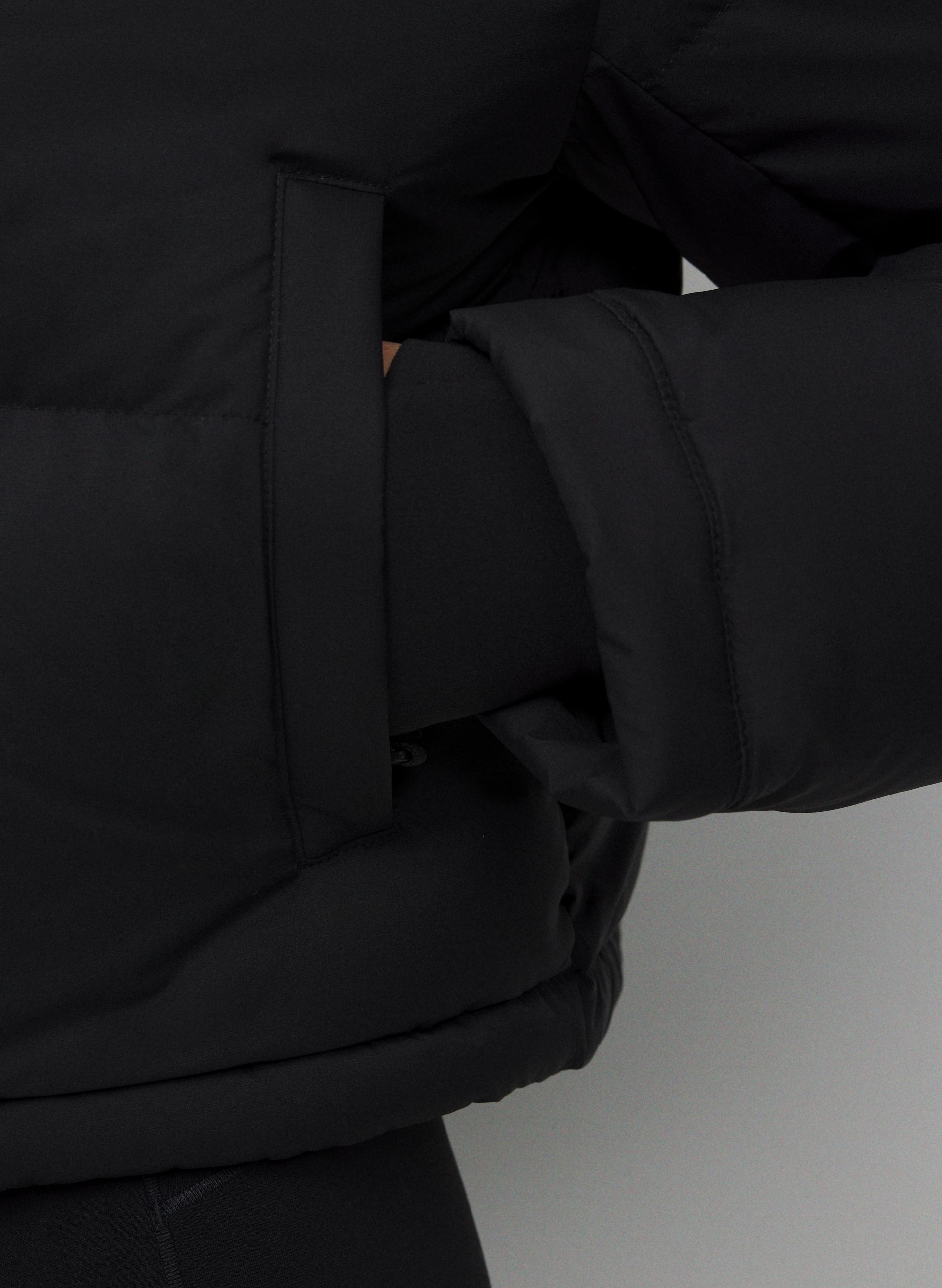 THE SUPER PUFF™ XTRASHORTY | Aritzia