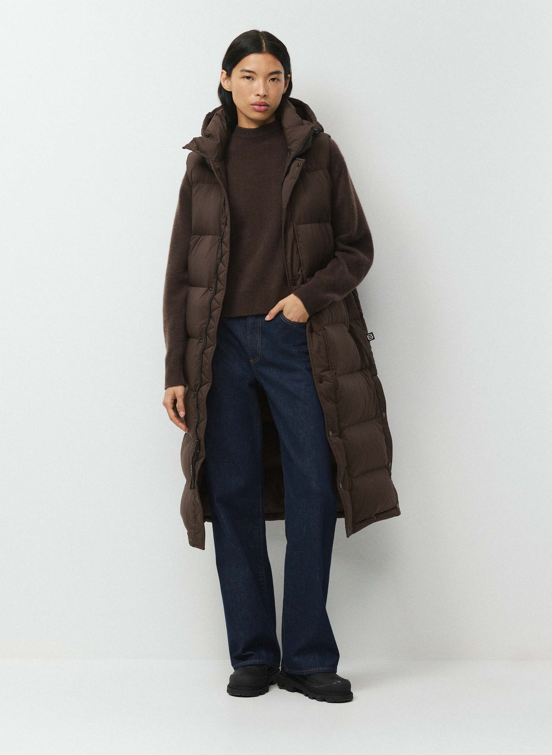 THE SUPER PUFF™ LONG VEST | Aritzia