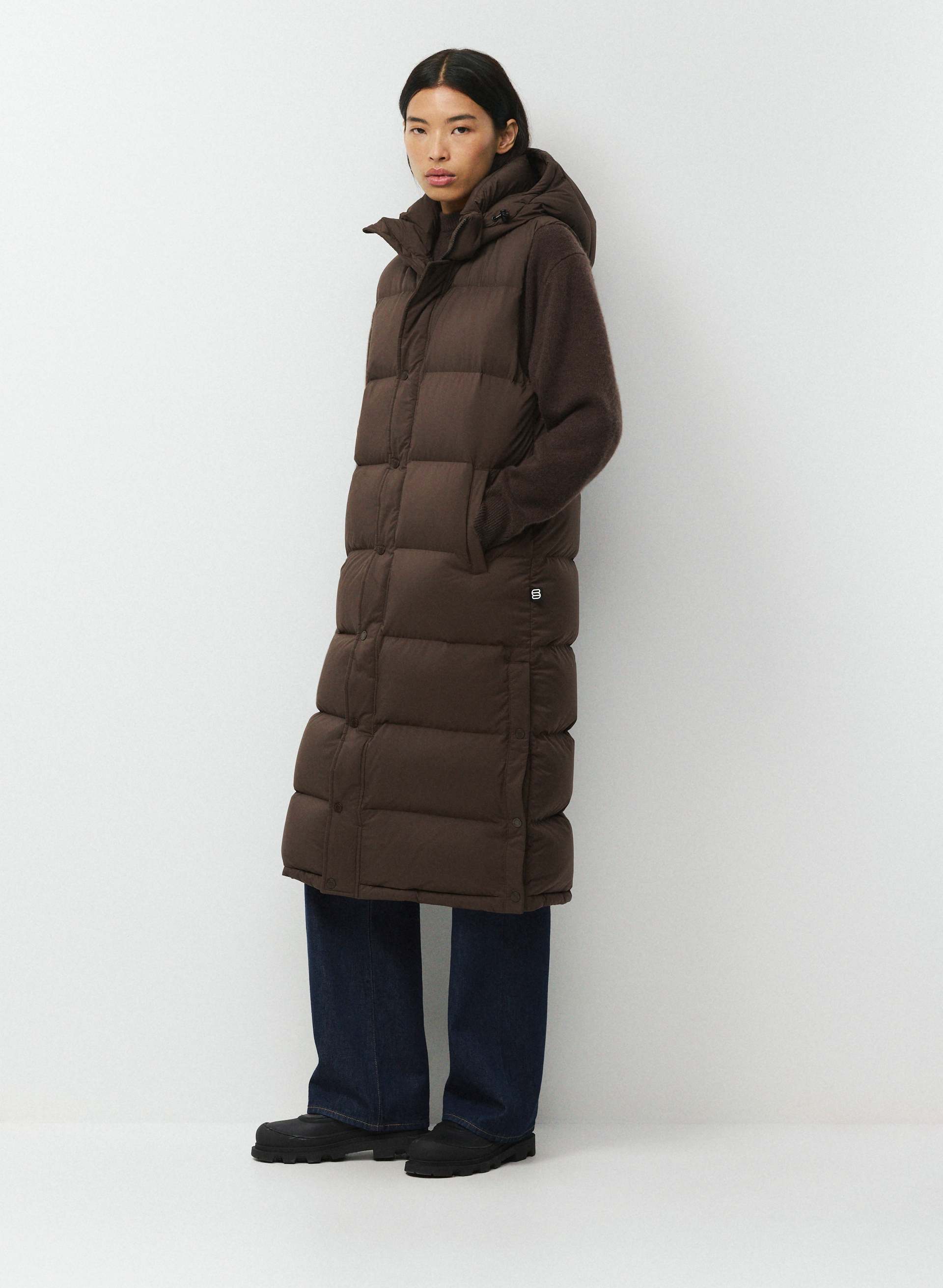 THE SUPER PUFF™ LONG VEST | Aritzia
