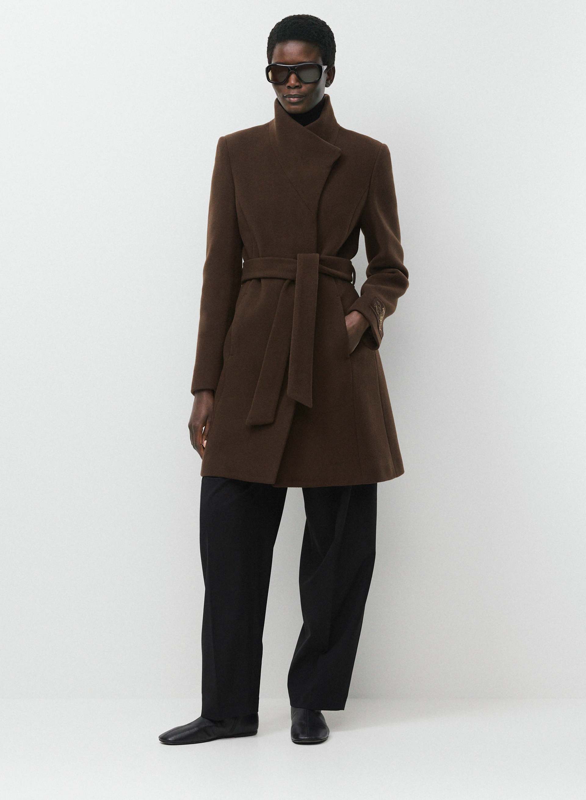 THE CONNOR COAT | Aritzia