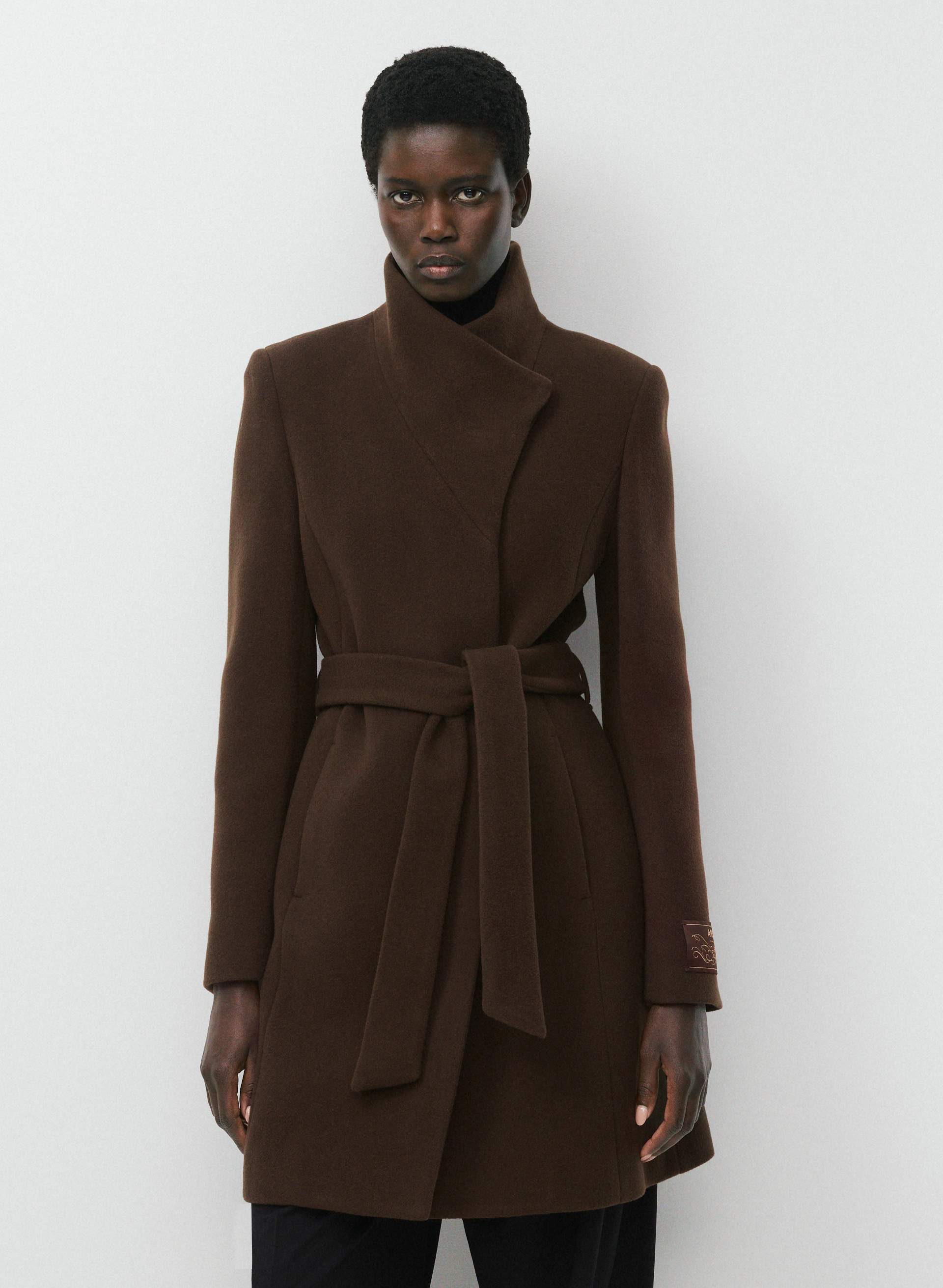 THE CONNOR COAT | Aritzia