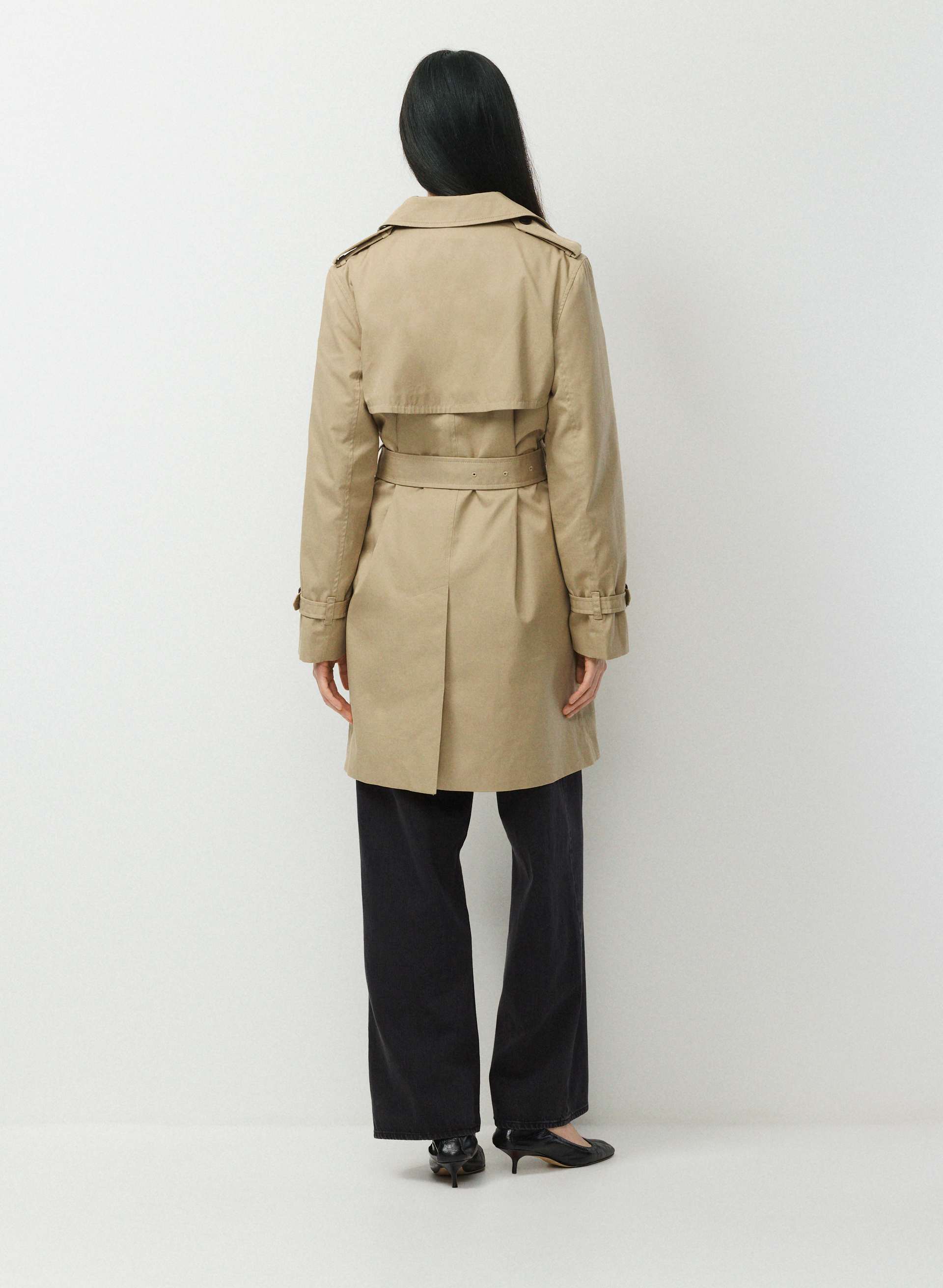 THE FINCH MID TRENCH COAT | Aritzia