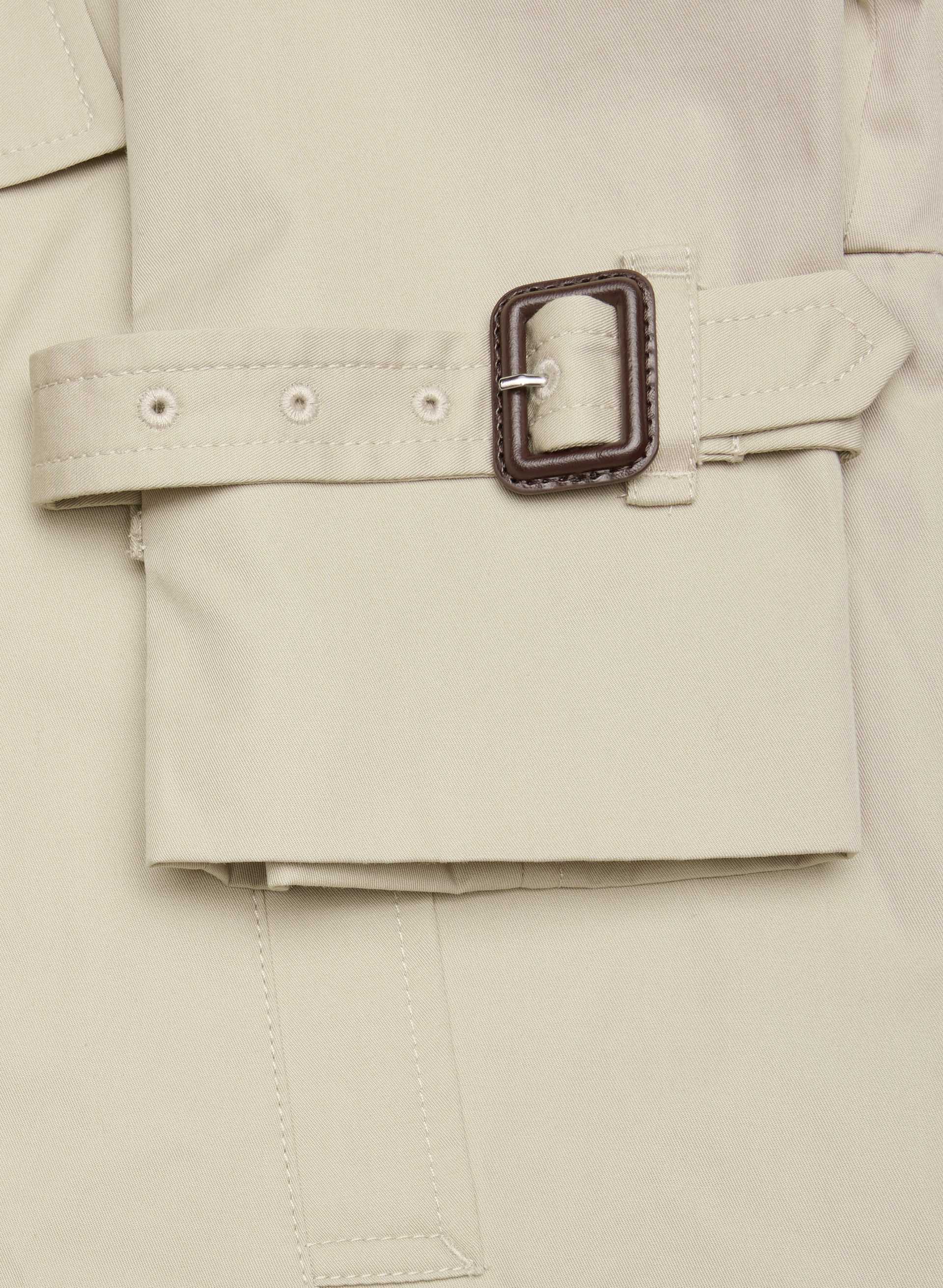 THE ESQUIRE SHORT TRENCH COAT | Aritzia