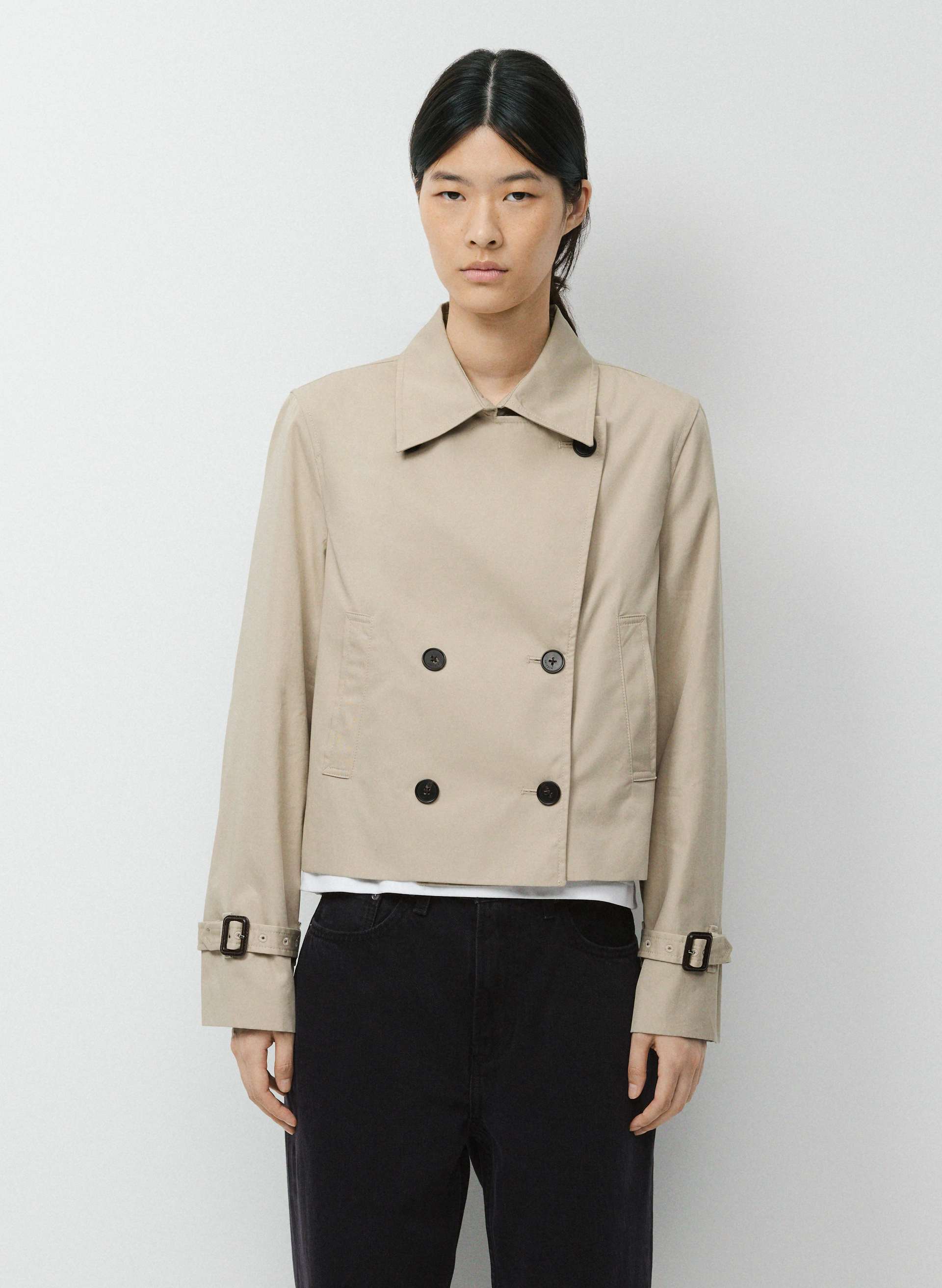 THE ESQUIRE SHORT TRENCH COAT | Aritzia