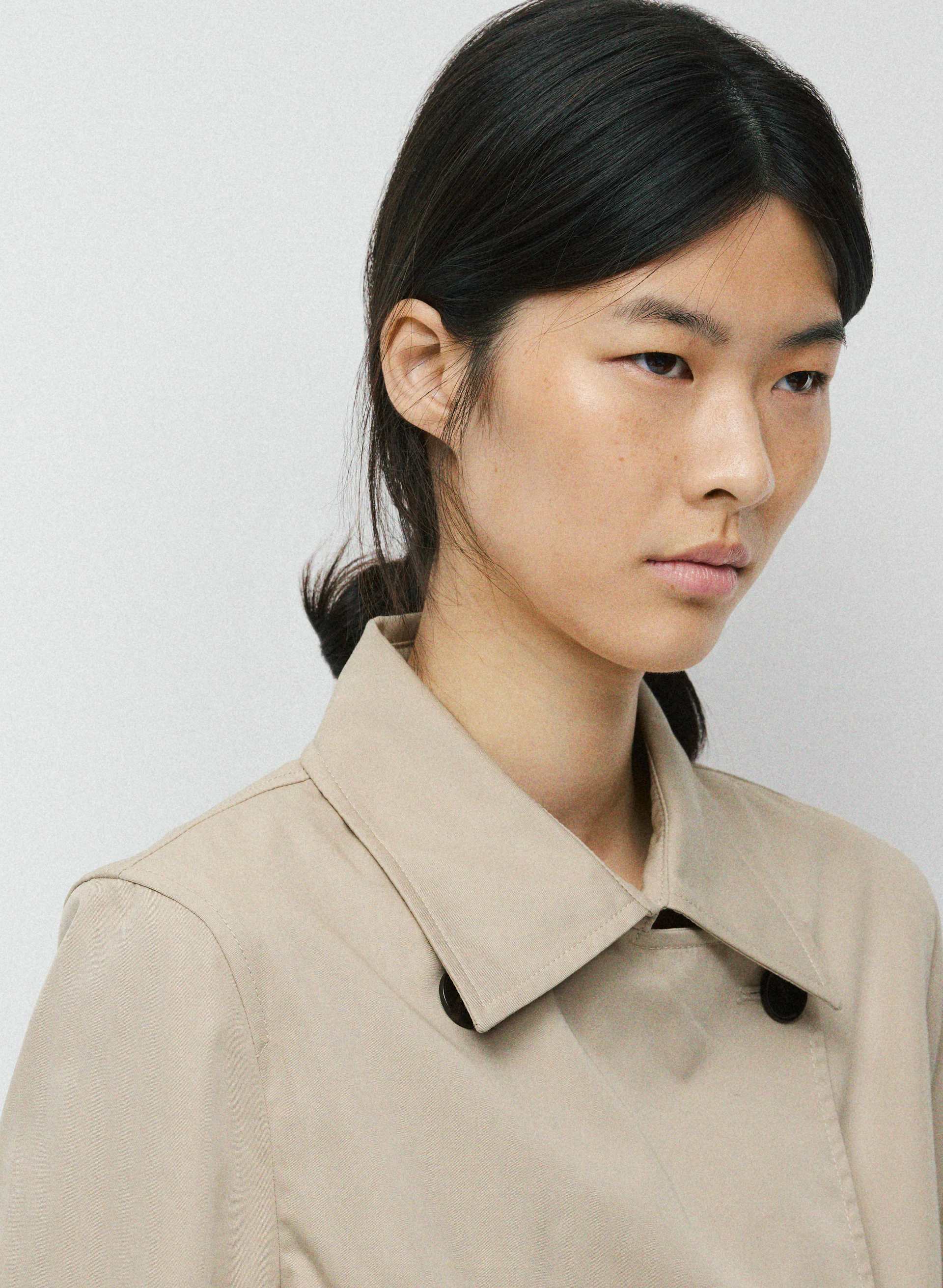 THE ESQUIRE SHORT TRENCH COAT | Aritzia
