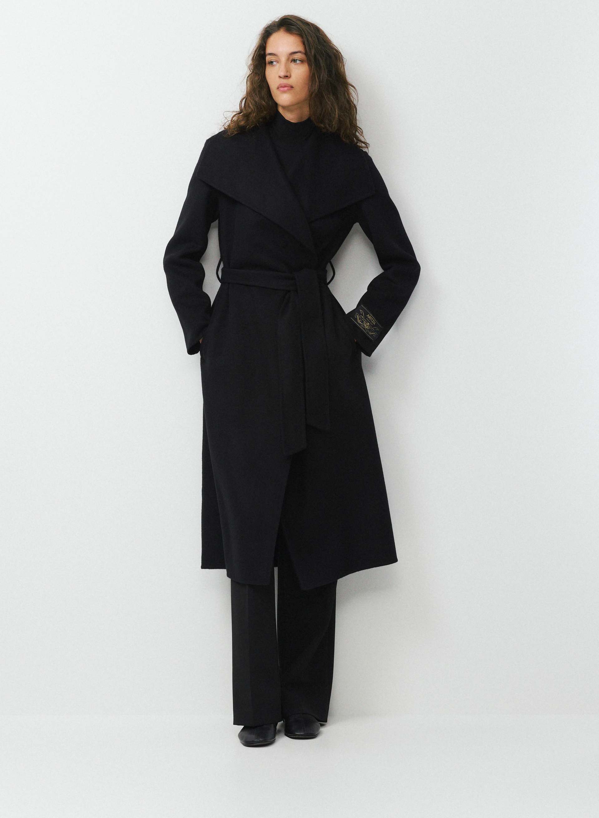 THE PORTFOLIO DOUBLE-FACED COAT | Aritzia