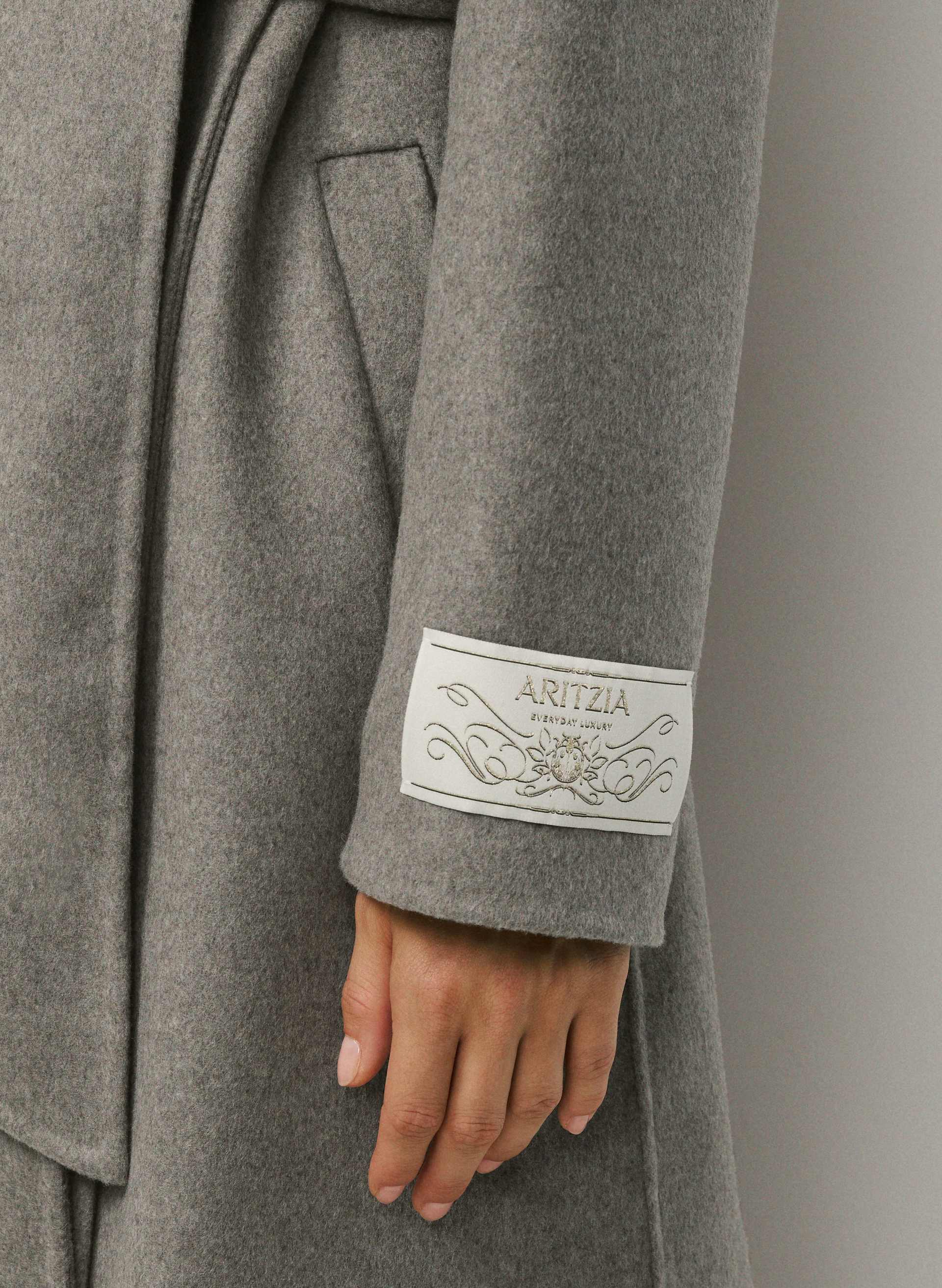 THE PORTFOLIO DOUBLE-FACED COAT | Aritzia