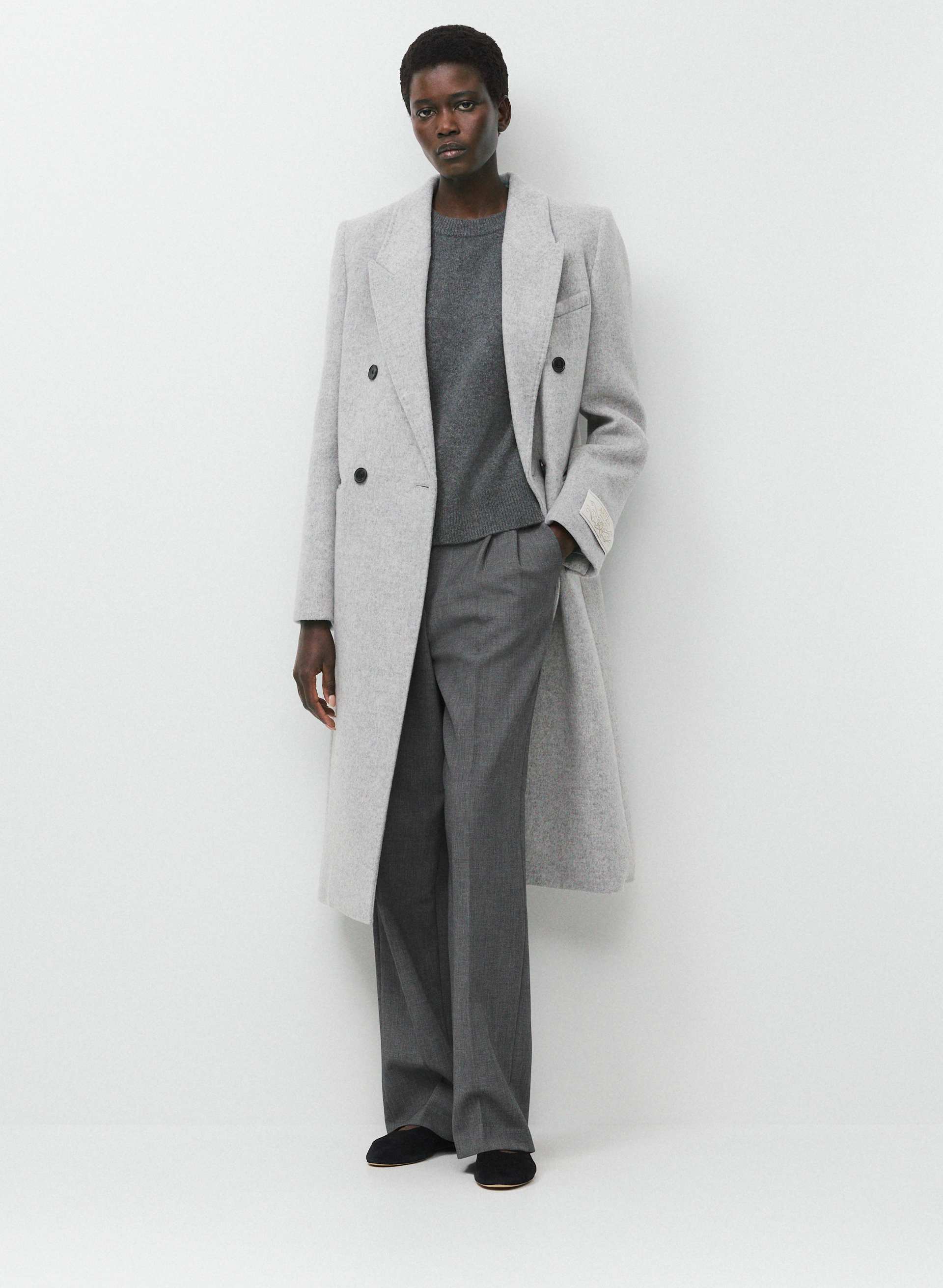 THE CONSTANT™ COAT - LUXE WOOL CASHMERE - Double-breasted long Italian wool and cashmere coat. 