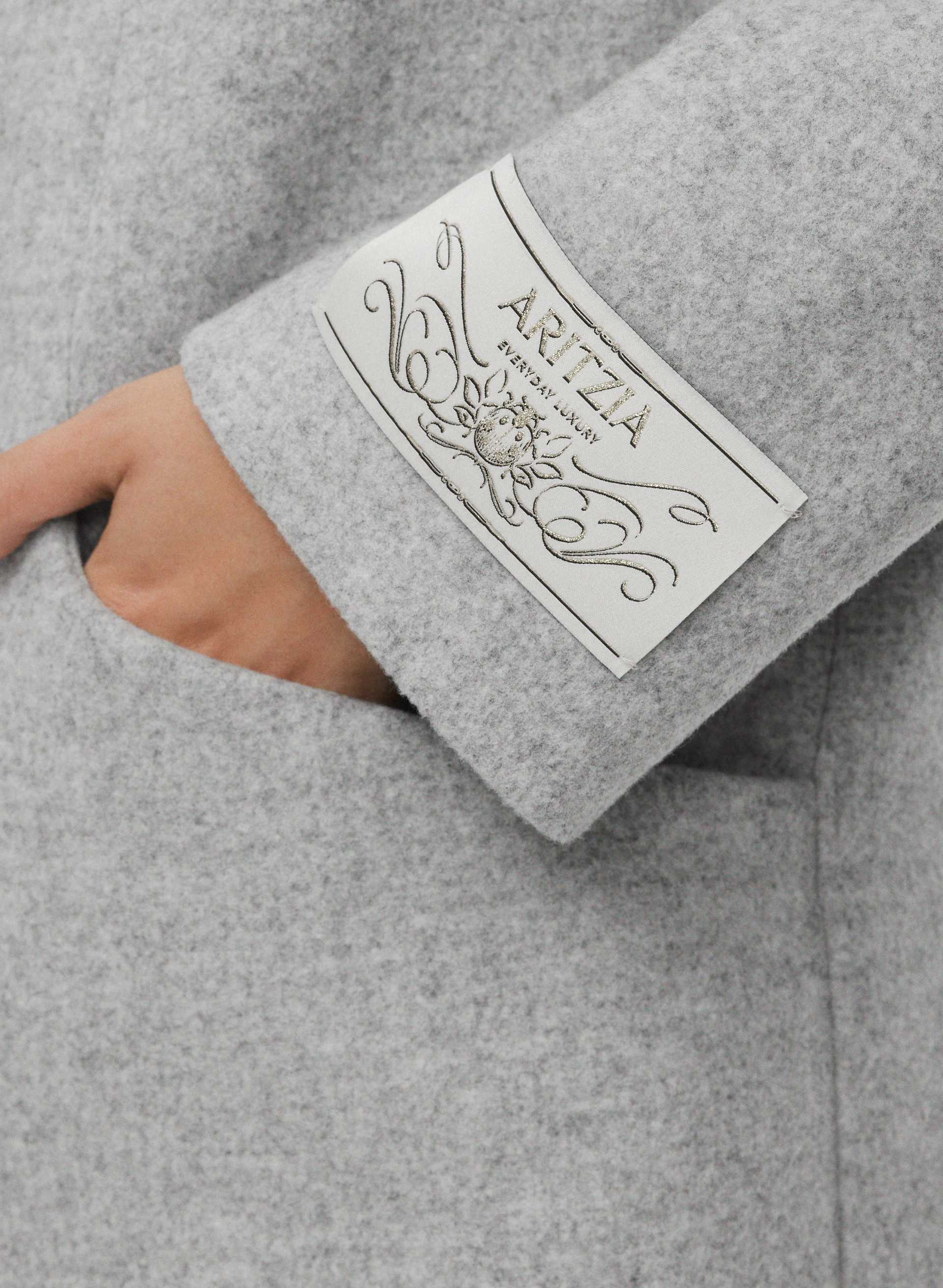 THE COCOON LONG COAT | Aritzia