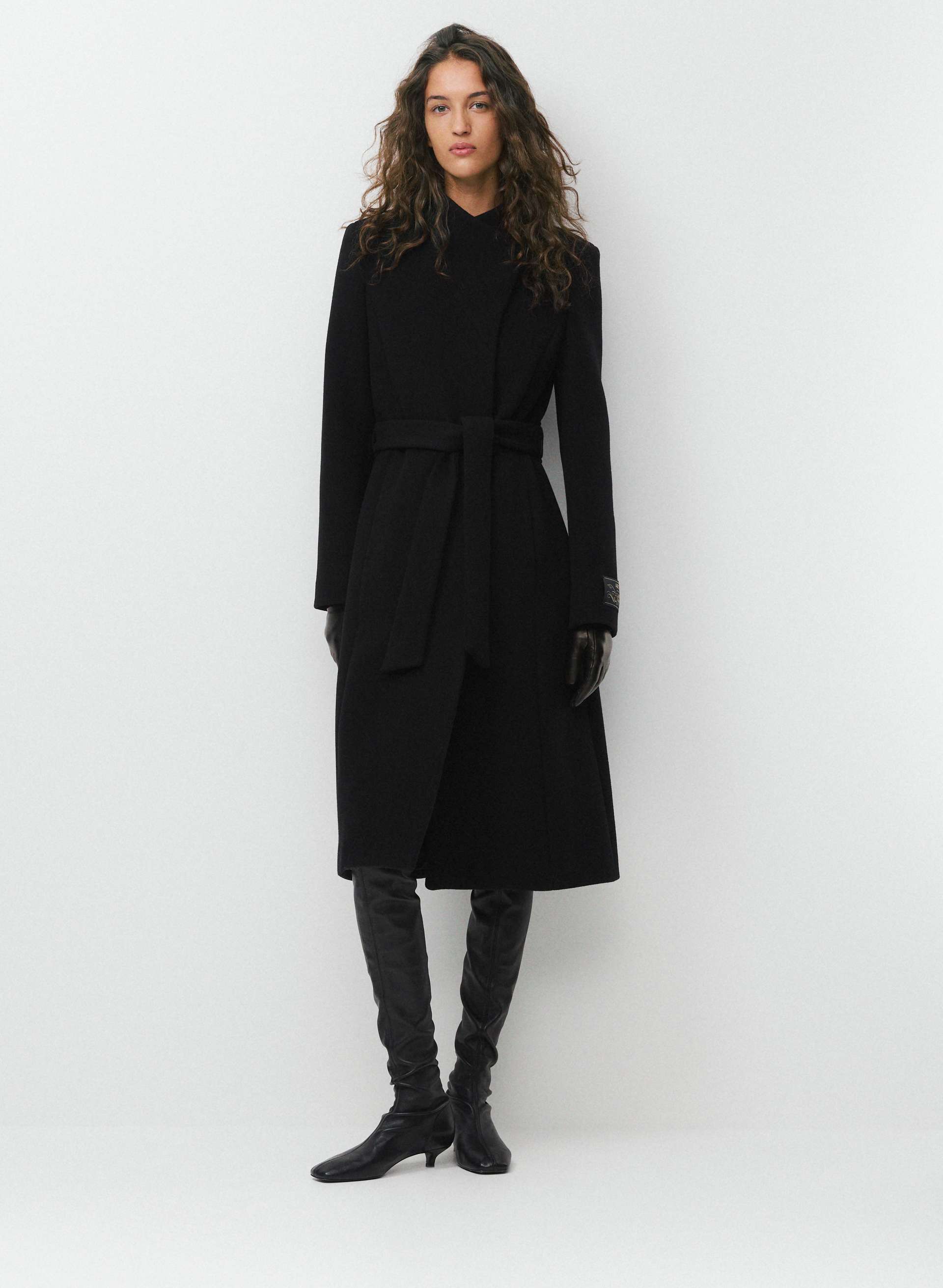 Aritzia アリツィア　ヨガウエア　ロンパー　黒 The Connor Long Coat - Soft Wool Cashmere | Aritzia US