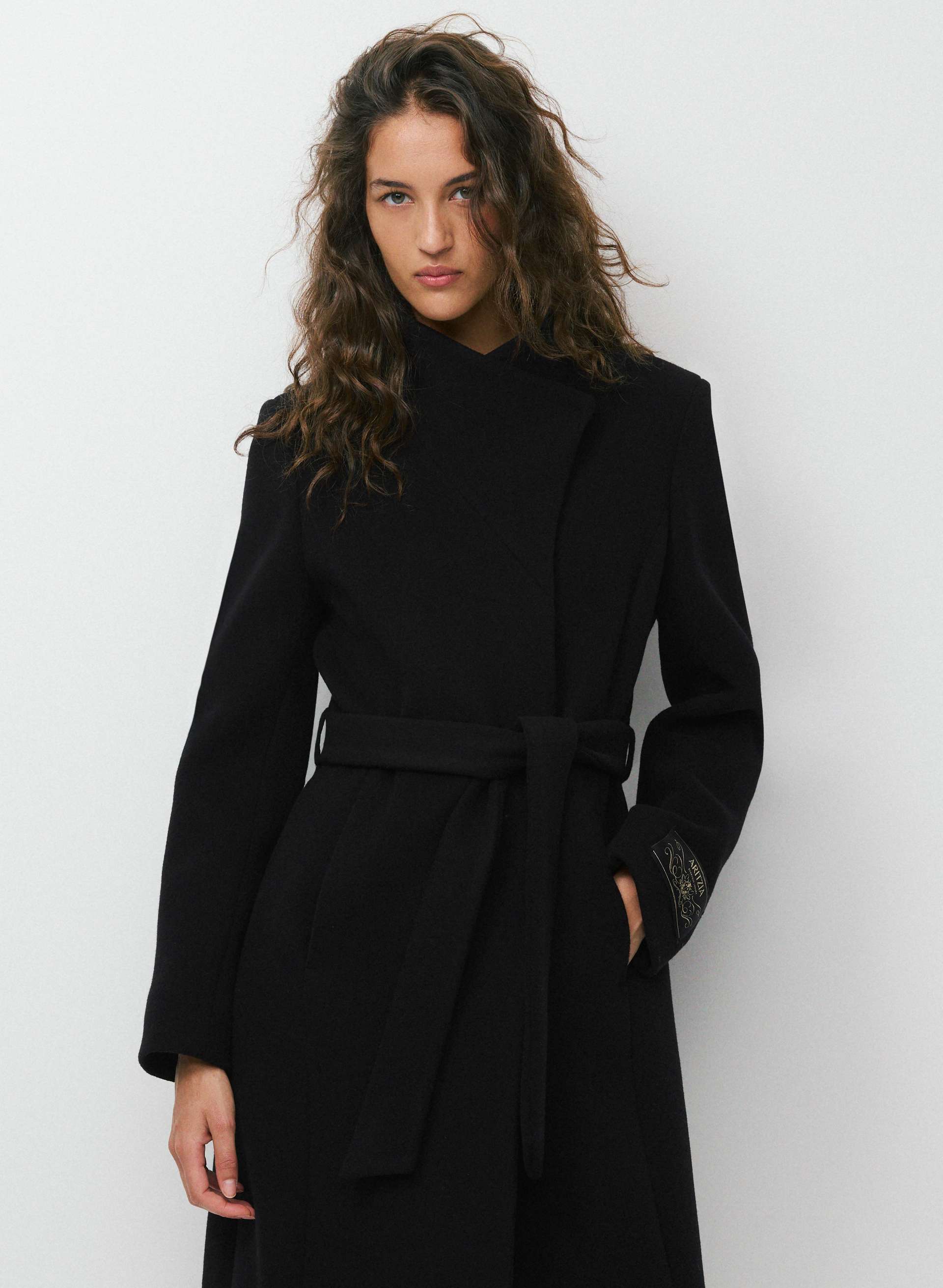 Aritzia アリツィア　ヨガウエア　ロンパー　黒 The Connor Long Coat - Soft Wool Cashmere | Aritzia CA