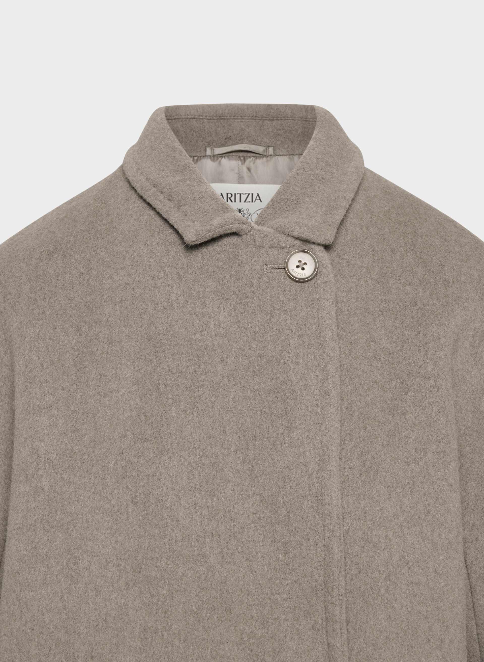 THE SLOUCH™ COAT | Aritzia