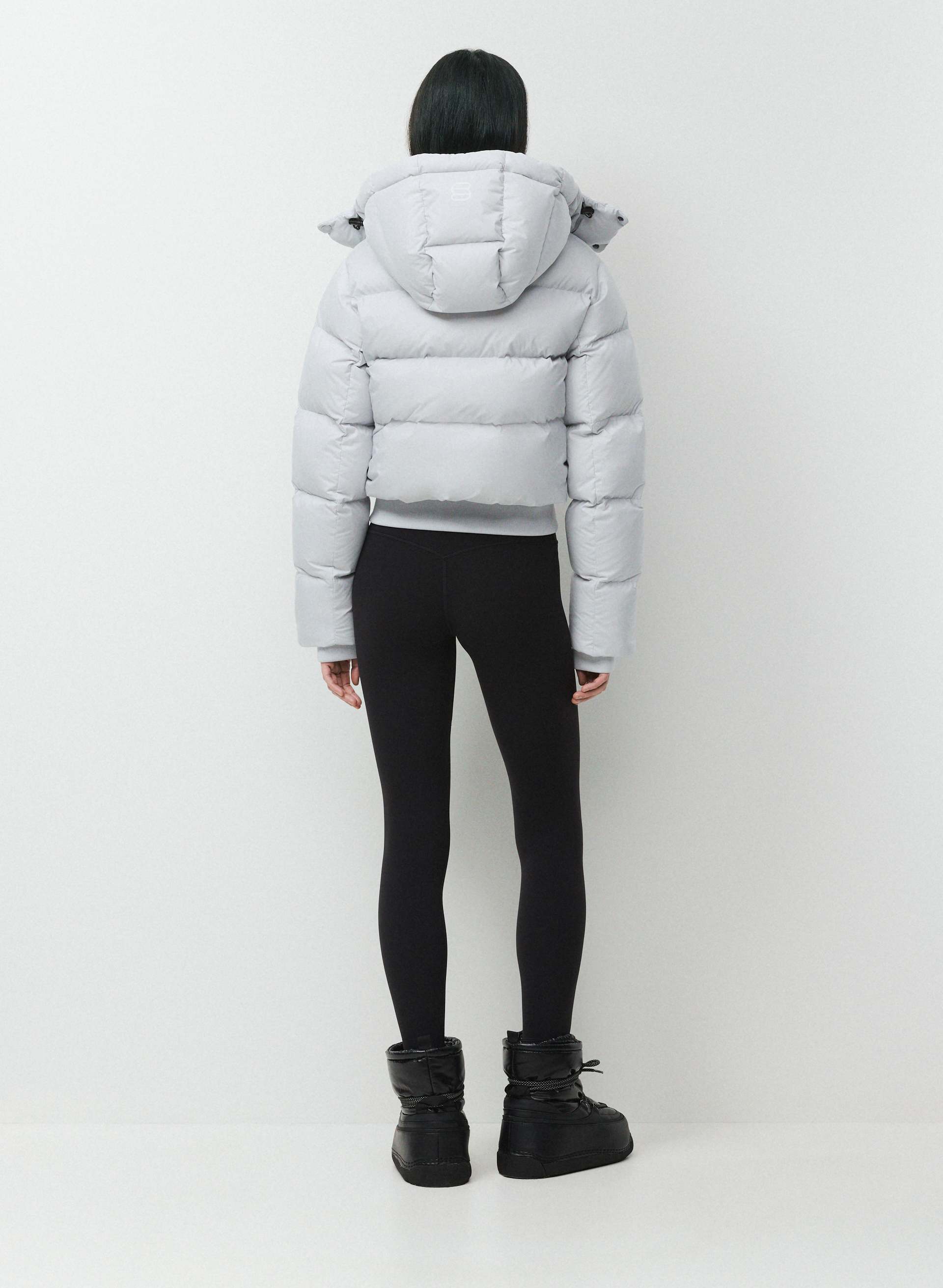 THE SUPER RESORT PUFF™ | Aritzia