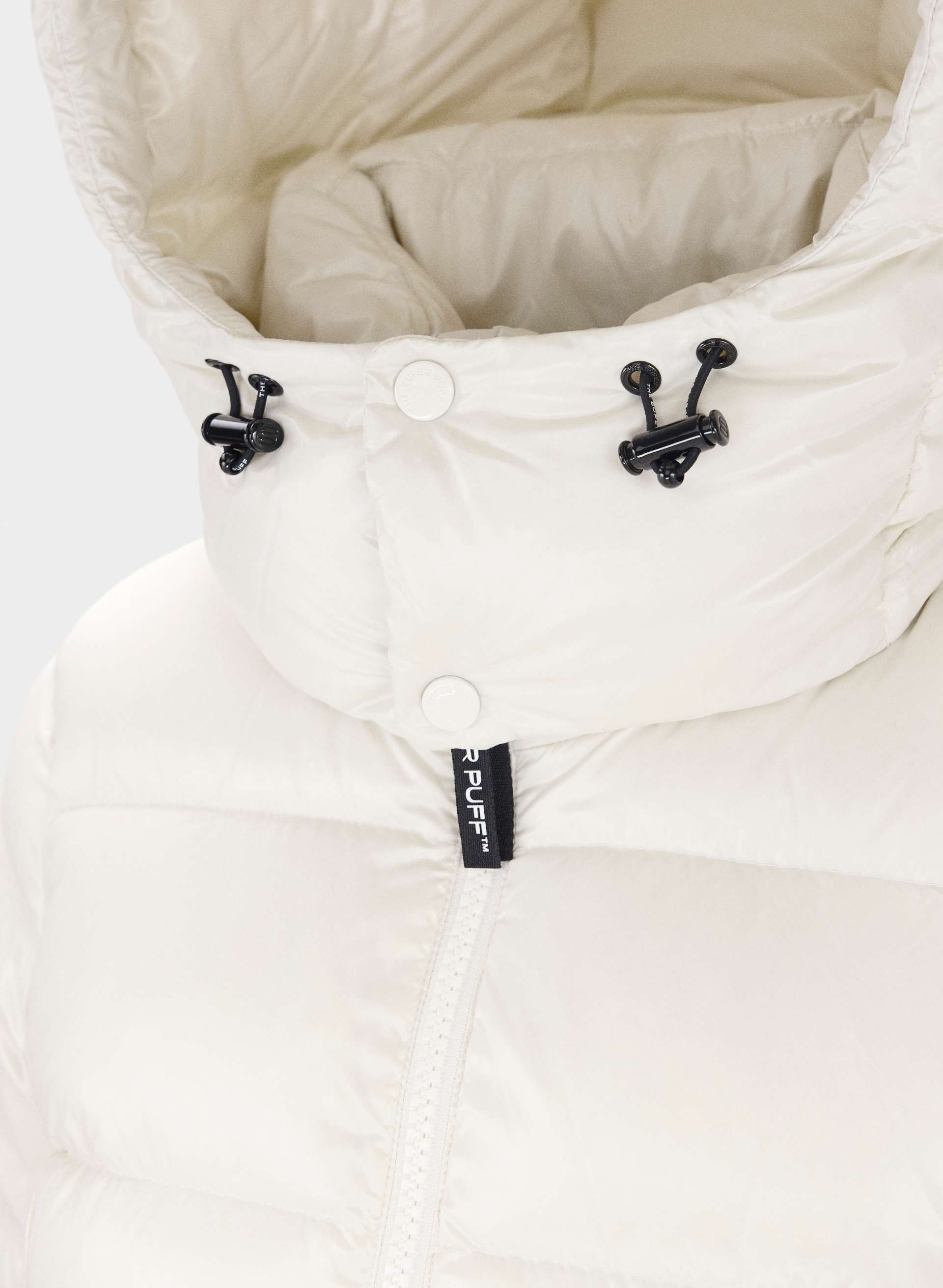 THE SUPER RESORT PUFF™ | Aritzia