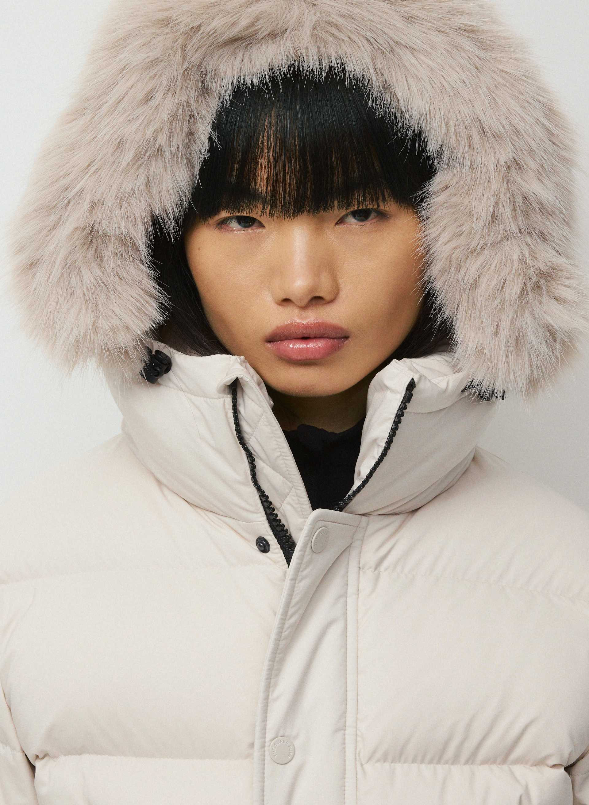 THE SUPER CHALET PUFF™ | Aritzia