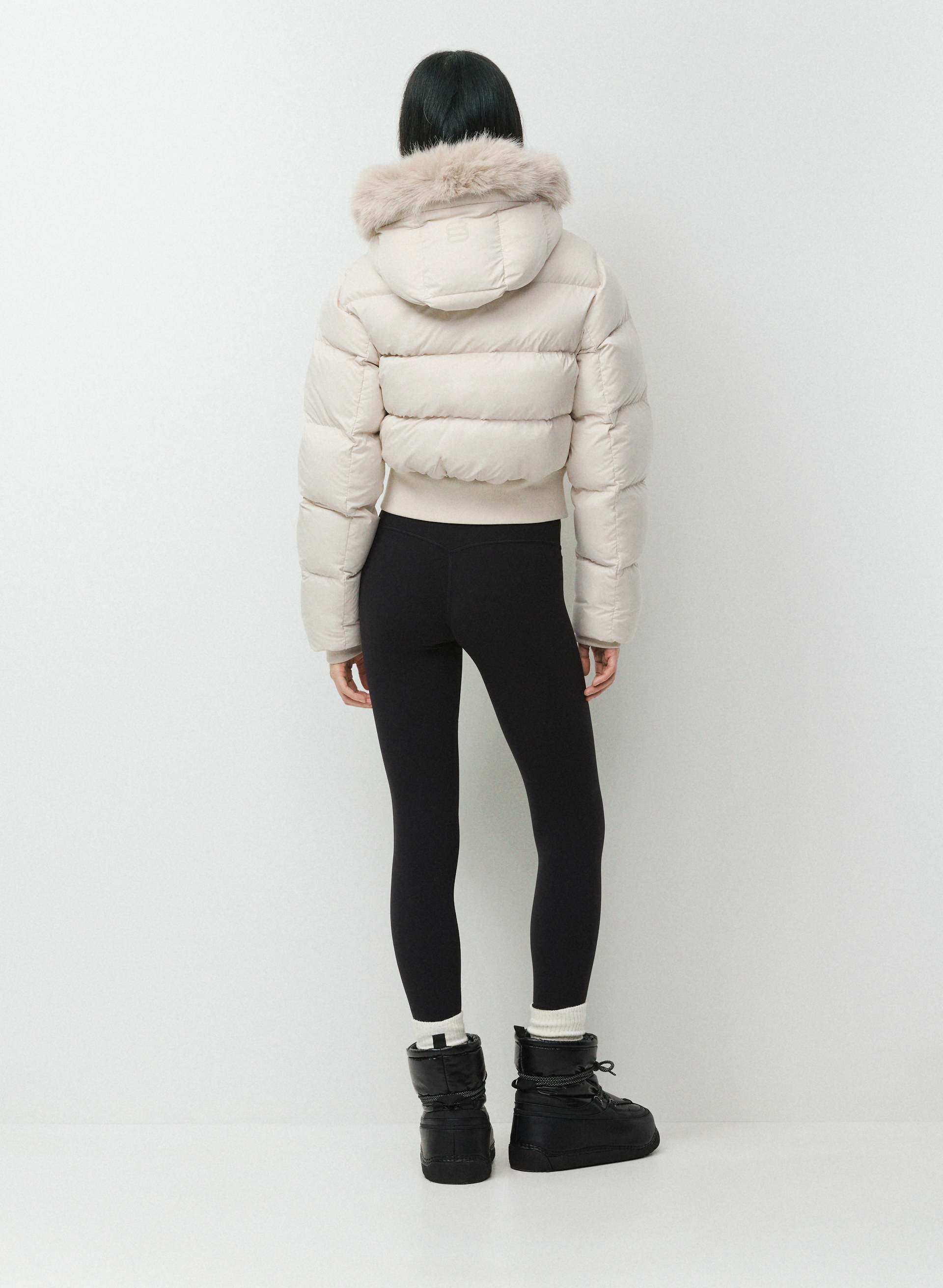 THE SUPER CHALET PUFF™ | Aritzia