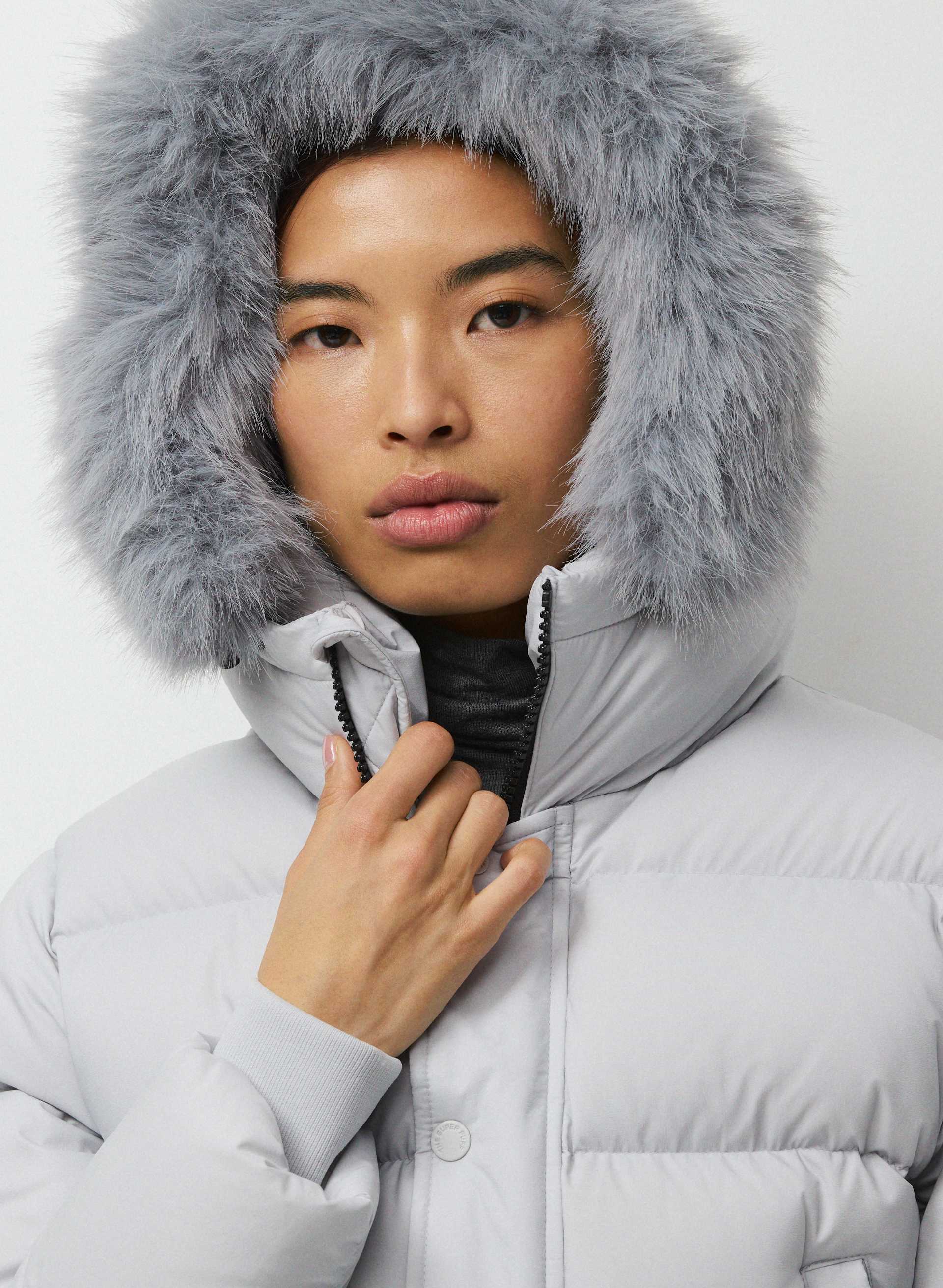 THE SUPER CHALET PUFF™ | Aritzia