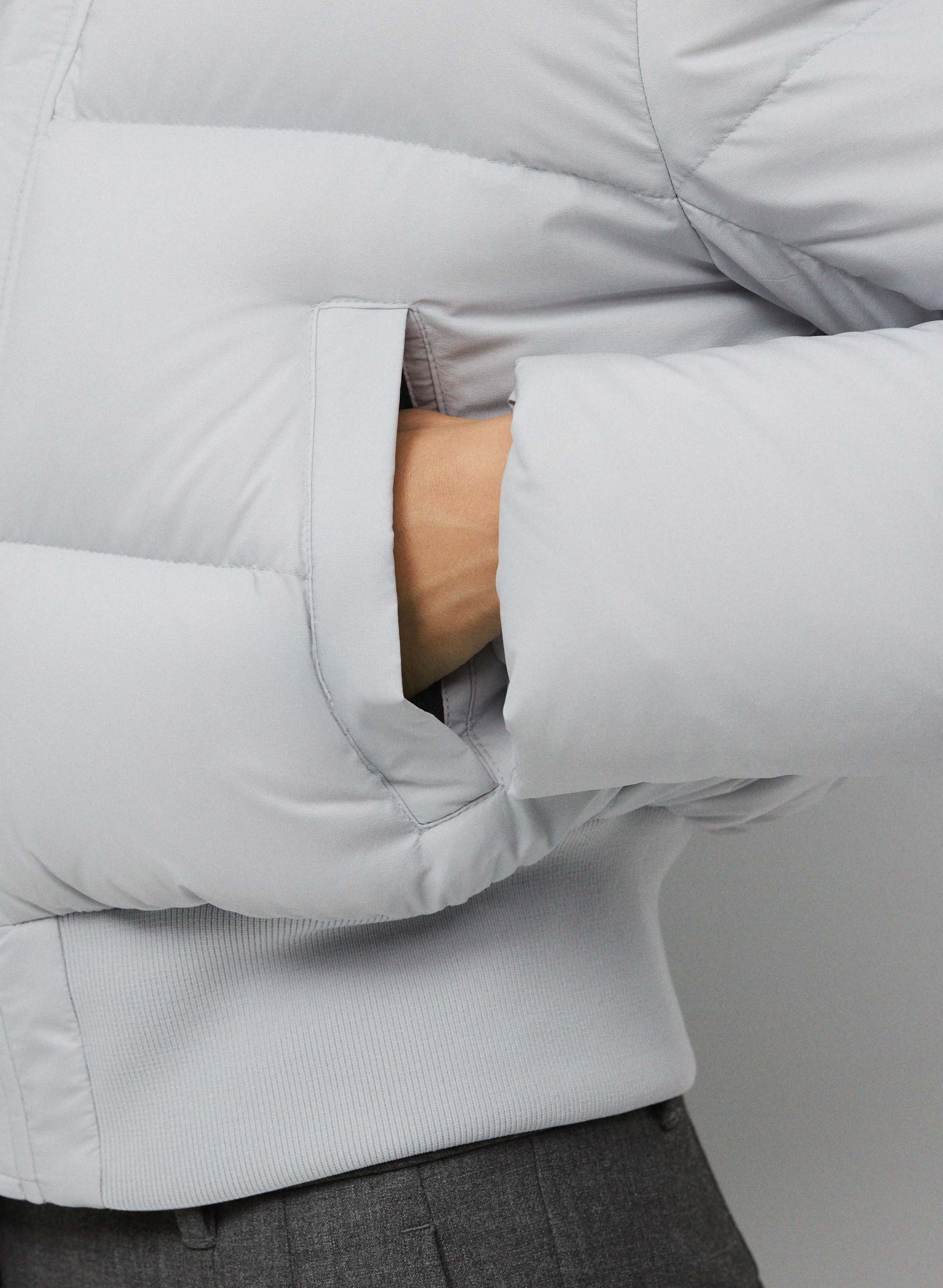 THE SUPER CHALET PUFF™ | Aritzia