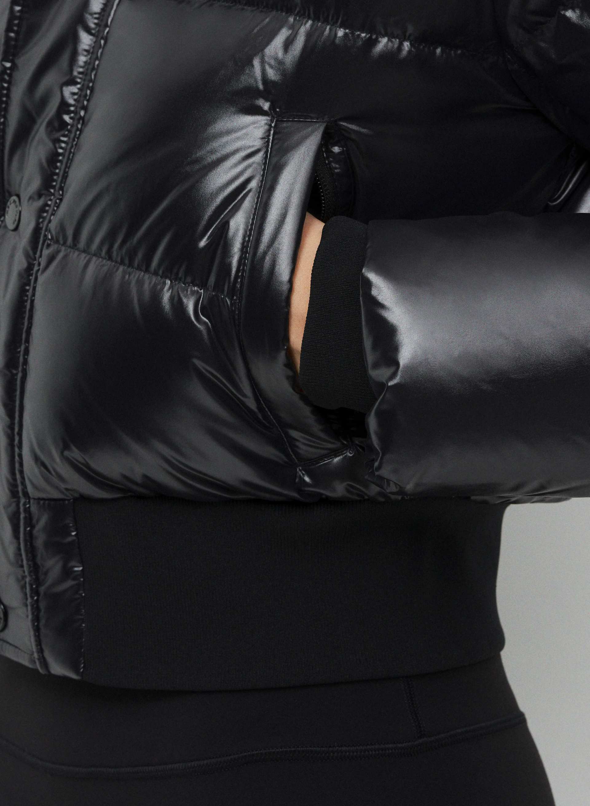 THE SUPER CHALET PUFF™ | Aritzia