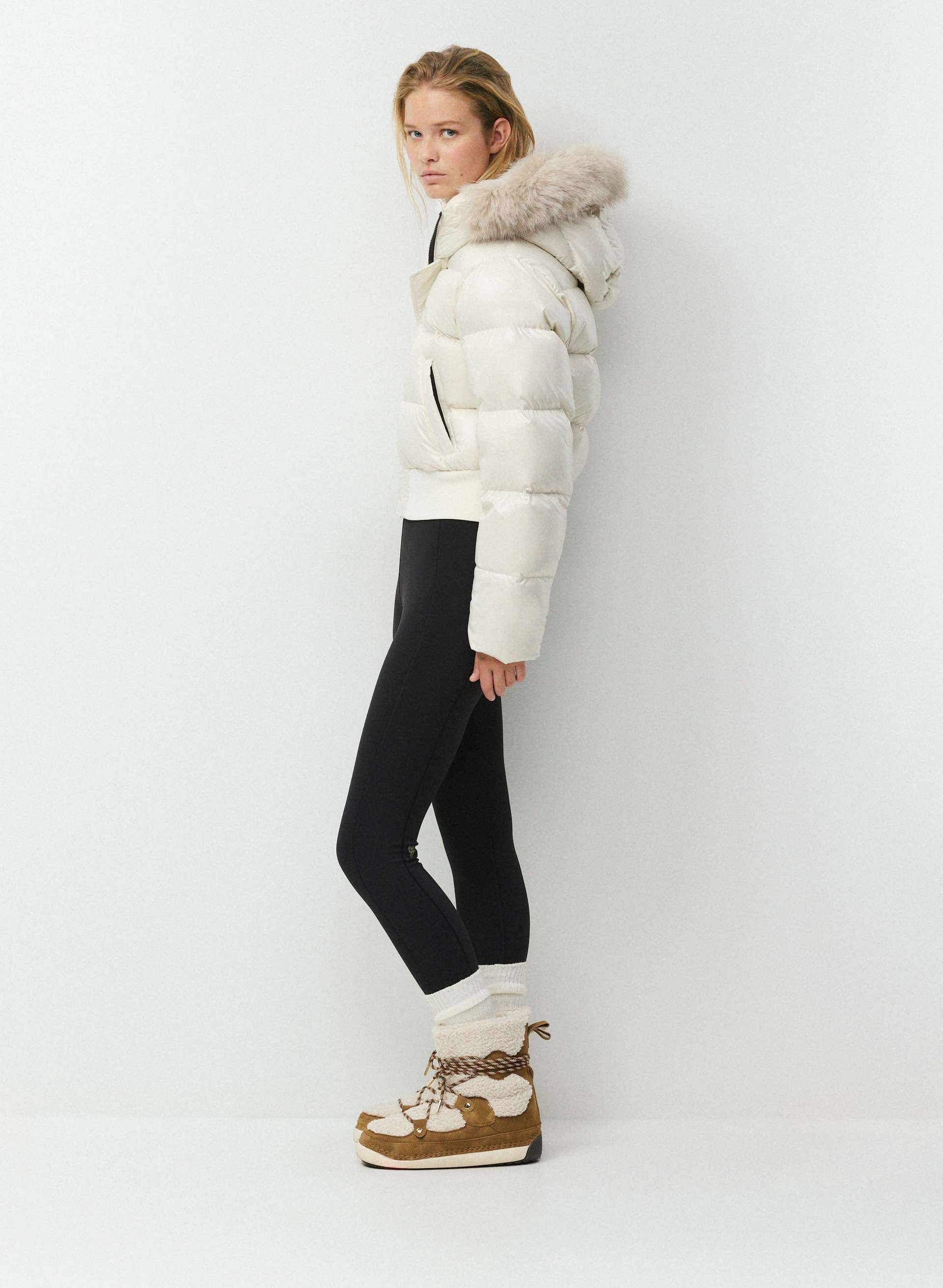THE SUPER CHALET PUFF™ | Aritzia