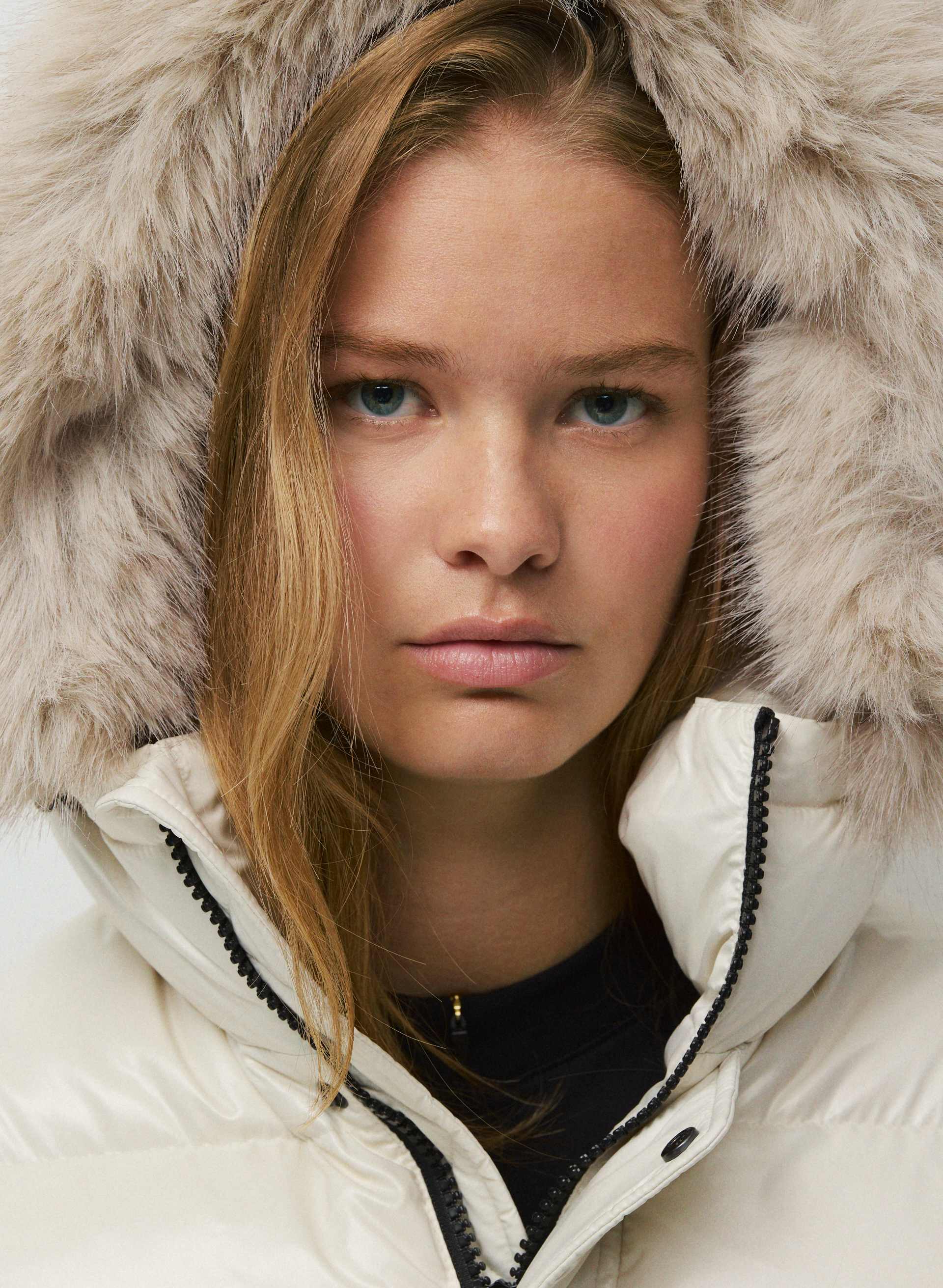 THE SUPER CHALET PUFF™ | Aritzia