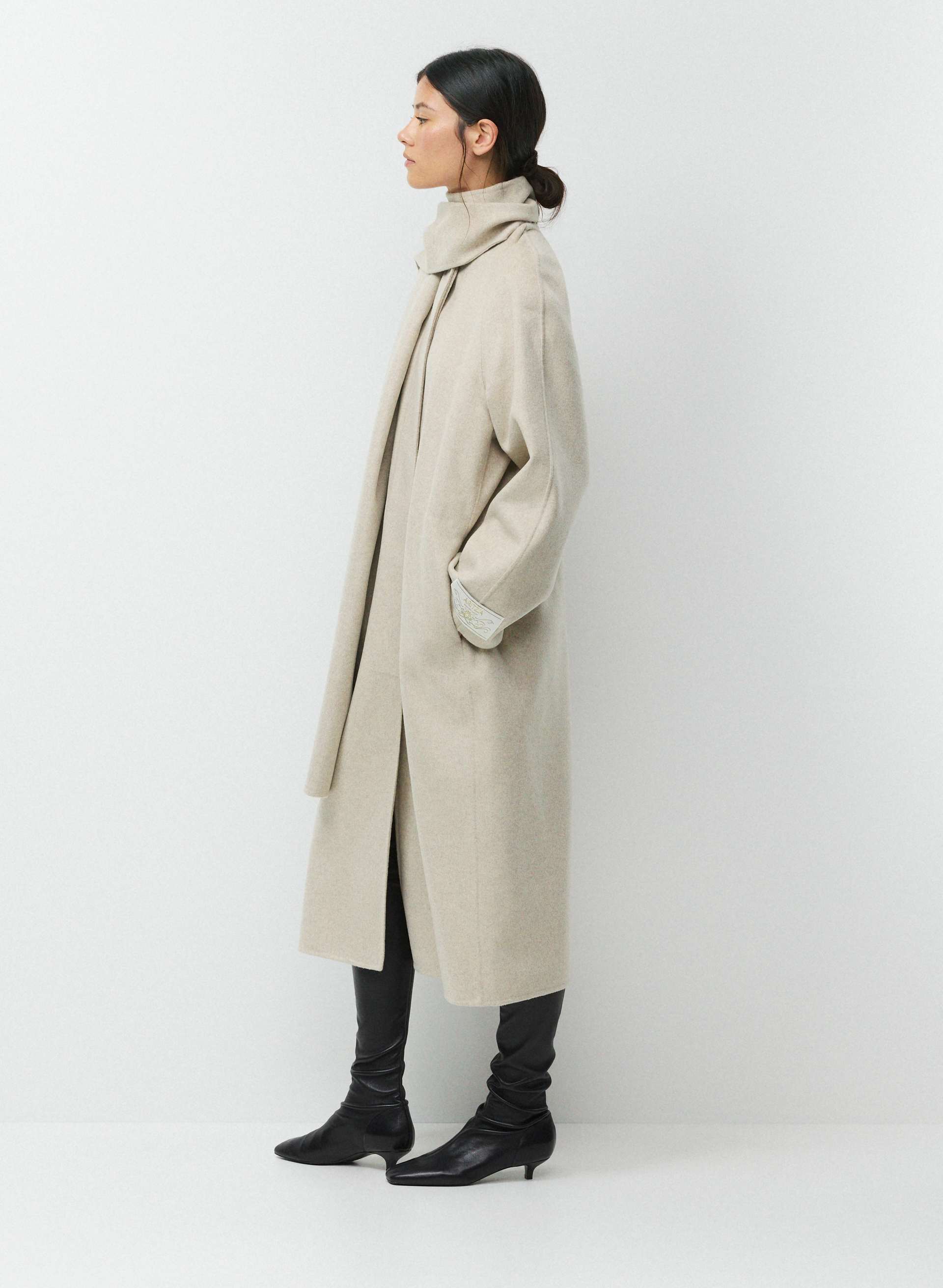 THE EMBRACE DOUBLE-FACED COAT | Aritzia