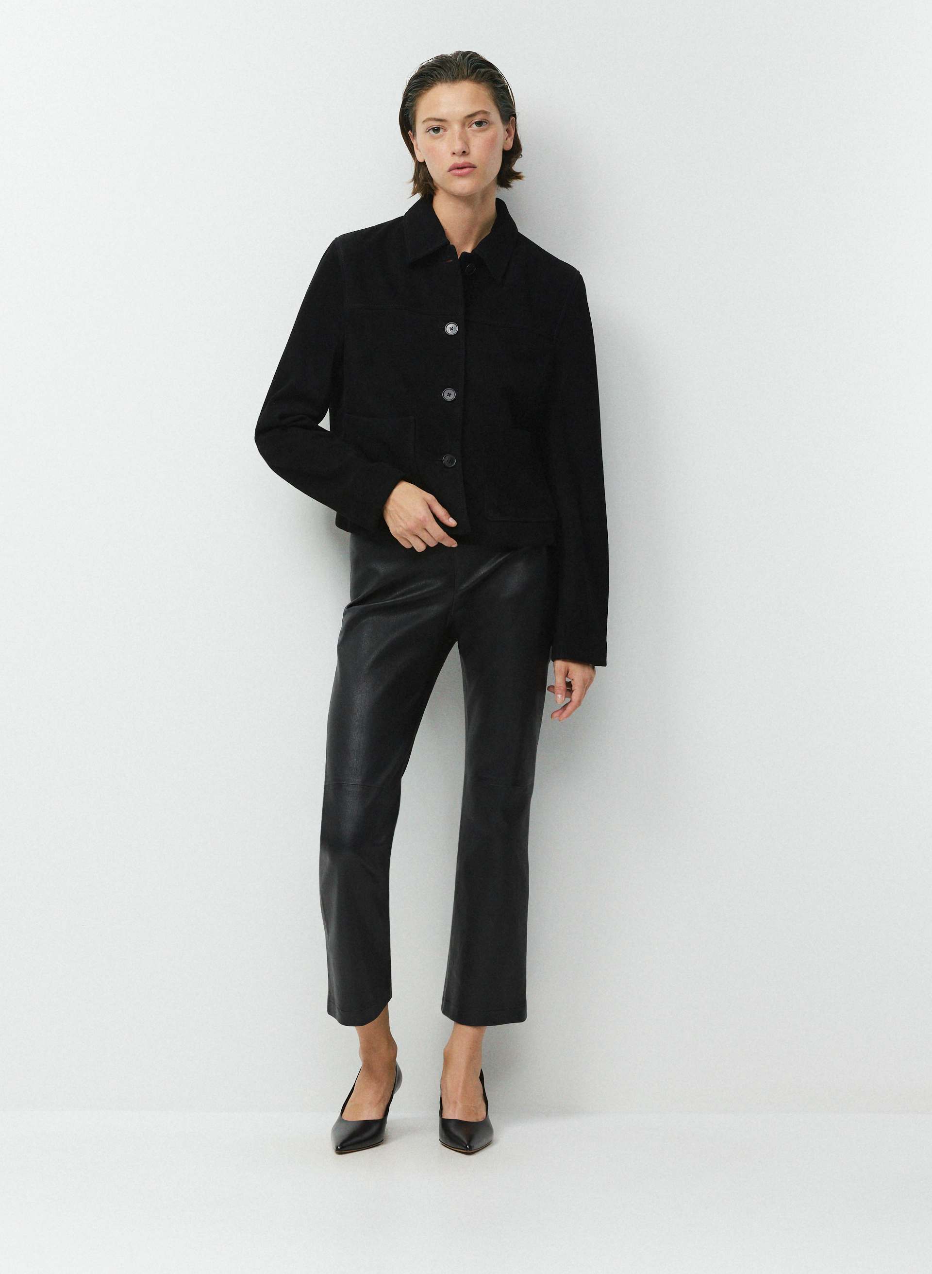 TORI JACKET - SUEDE - 100% suede single-breasted button-up jacket. 