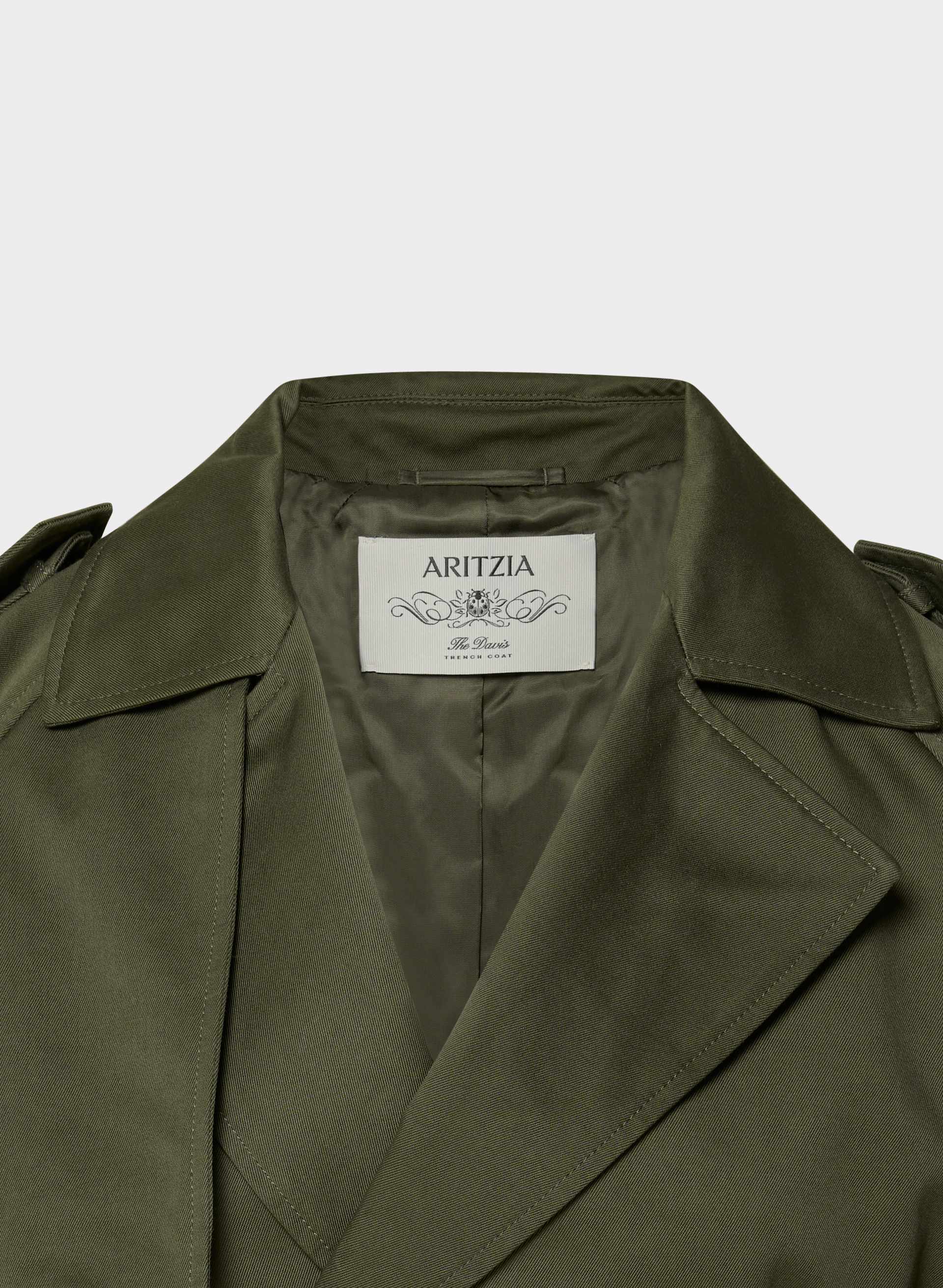 THE DAVIS SHORT TRENCH COAT | Aritzia