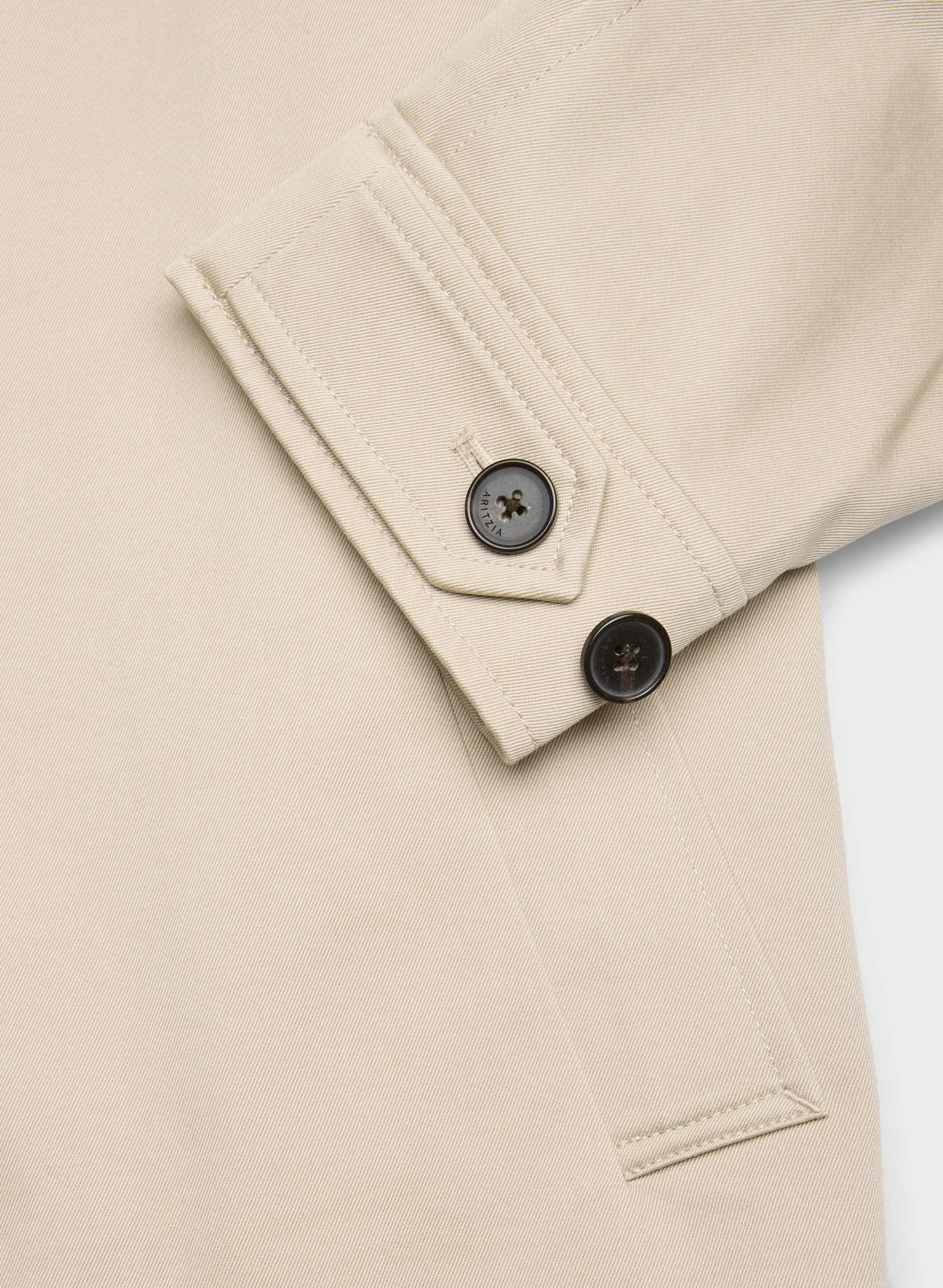 THE DAVIS SHORT TRENCH COAT | Aritzia