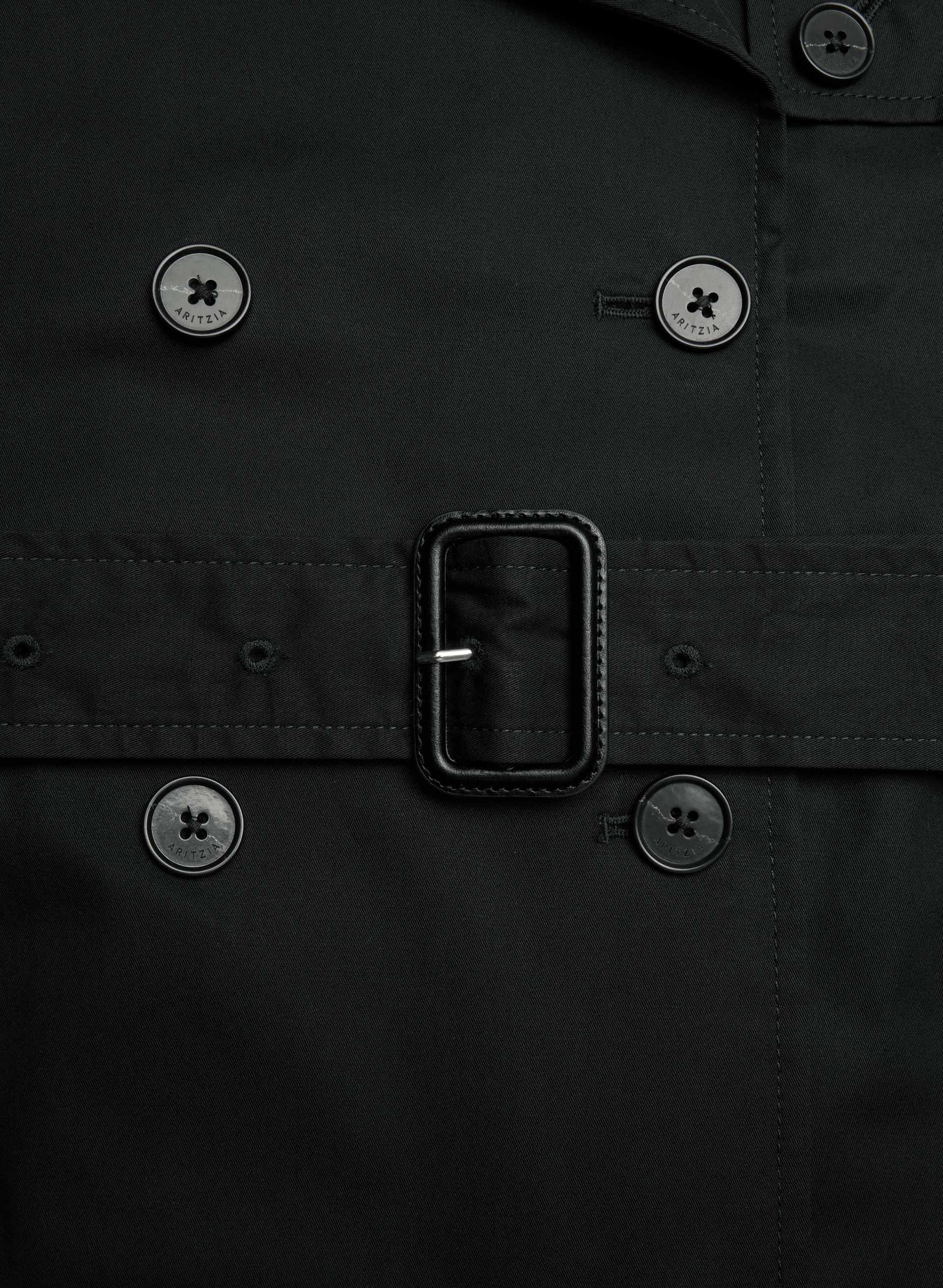 THE FINCH SHORT TRENCH COAT | Aritzia