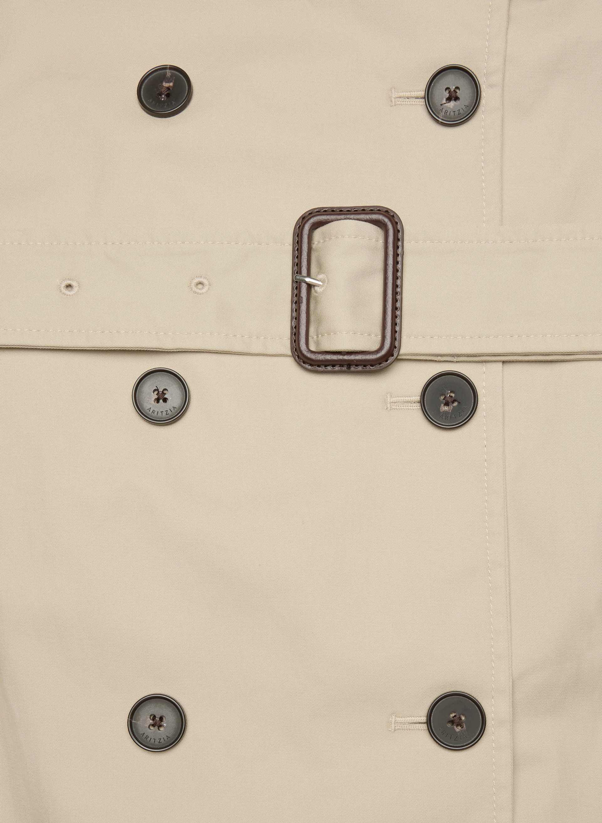 THE FINCH SHORT TRENCH COAT | Aritzia