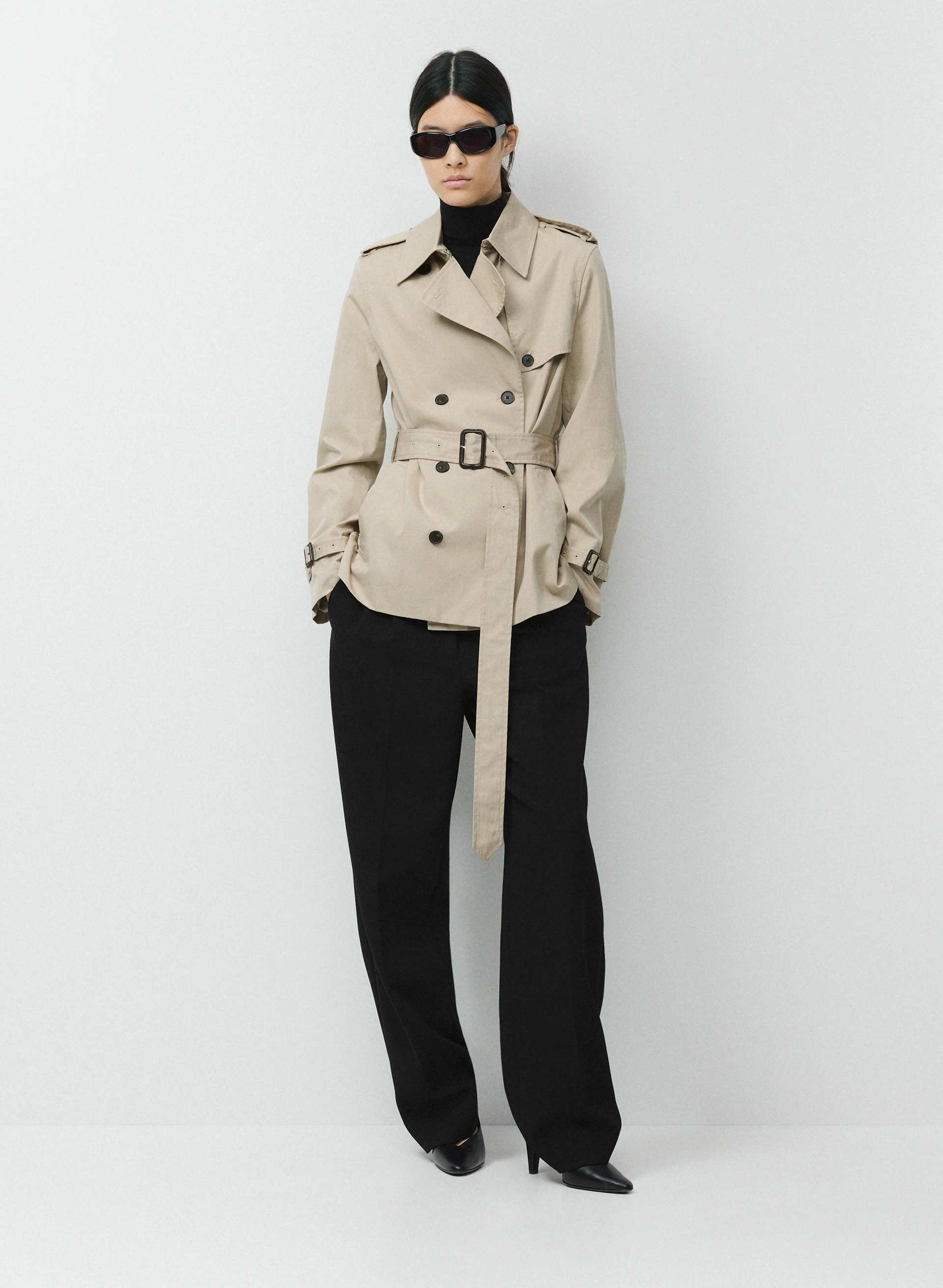 THE FINCH SHORT TRENCH COAT | Aritzia