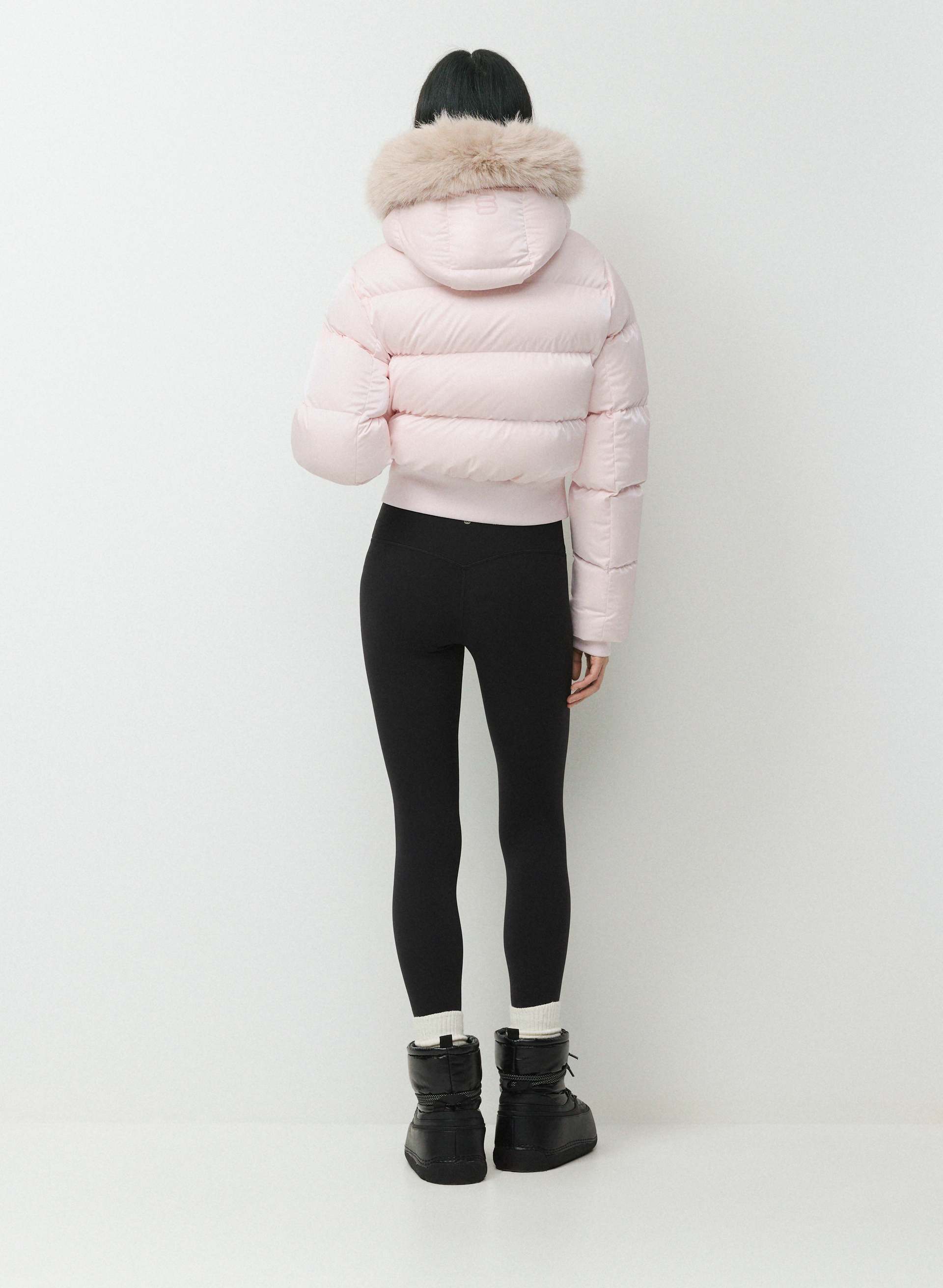 THE SUPER CHALET PUFF™ | Aritzia