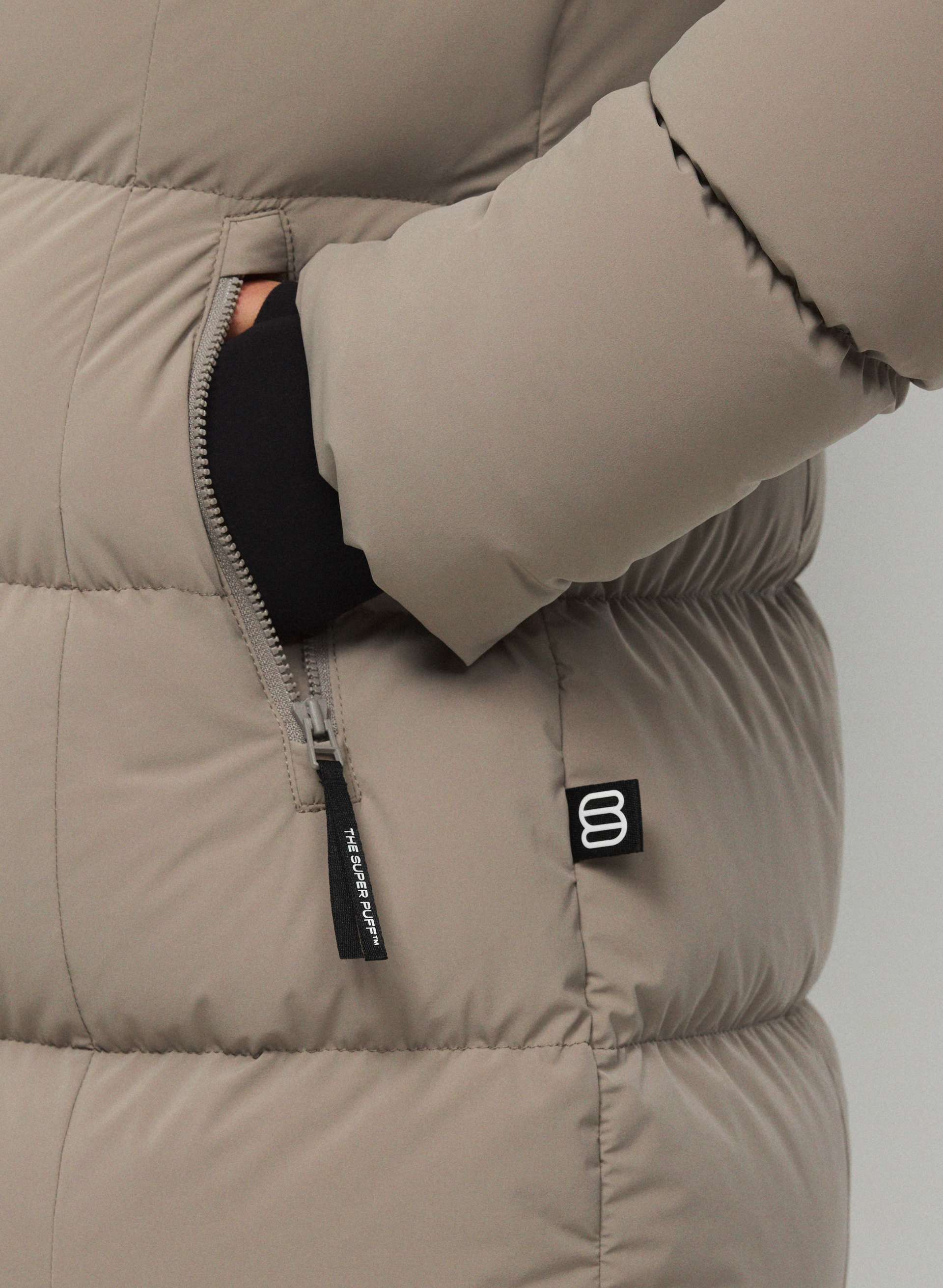 THE SUPERSNUG PUFF™ MID | Aritzia