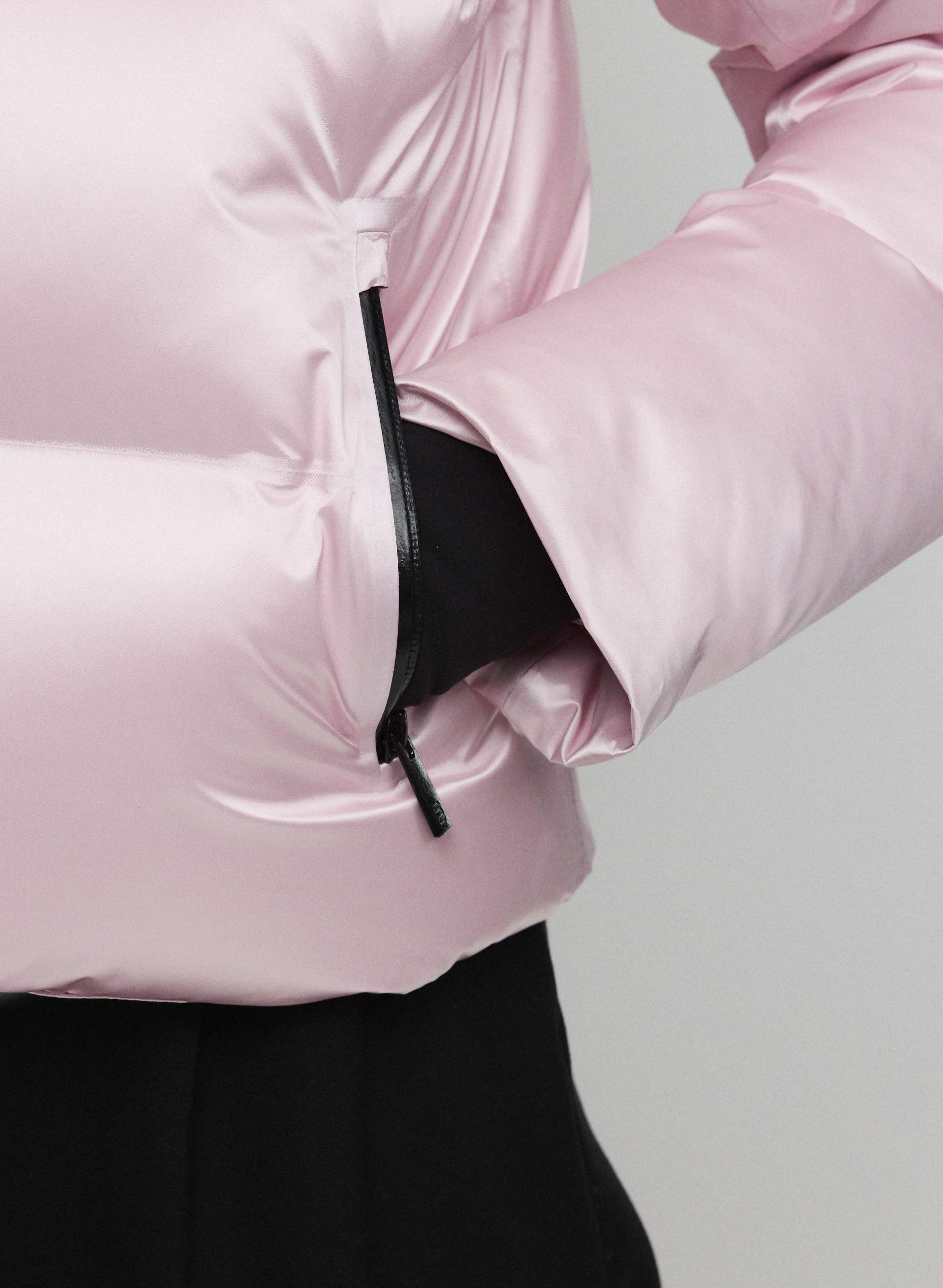THE SUPER PUFF₂O™ SHORTY | Aritzia