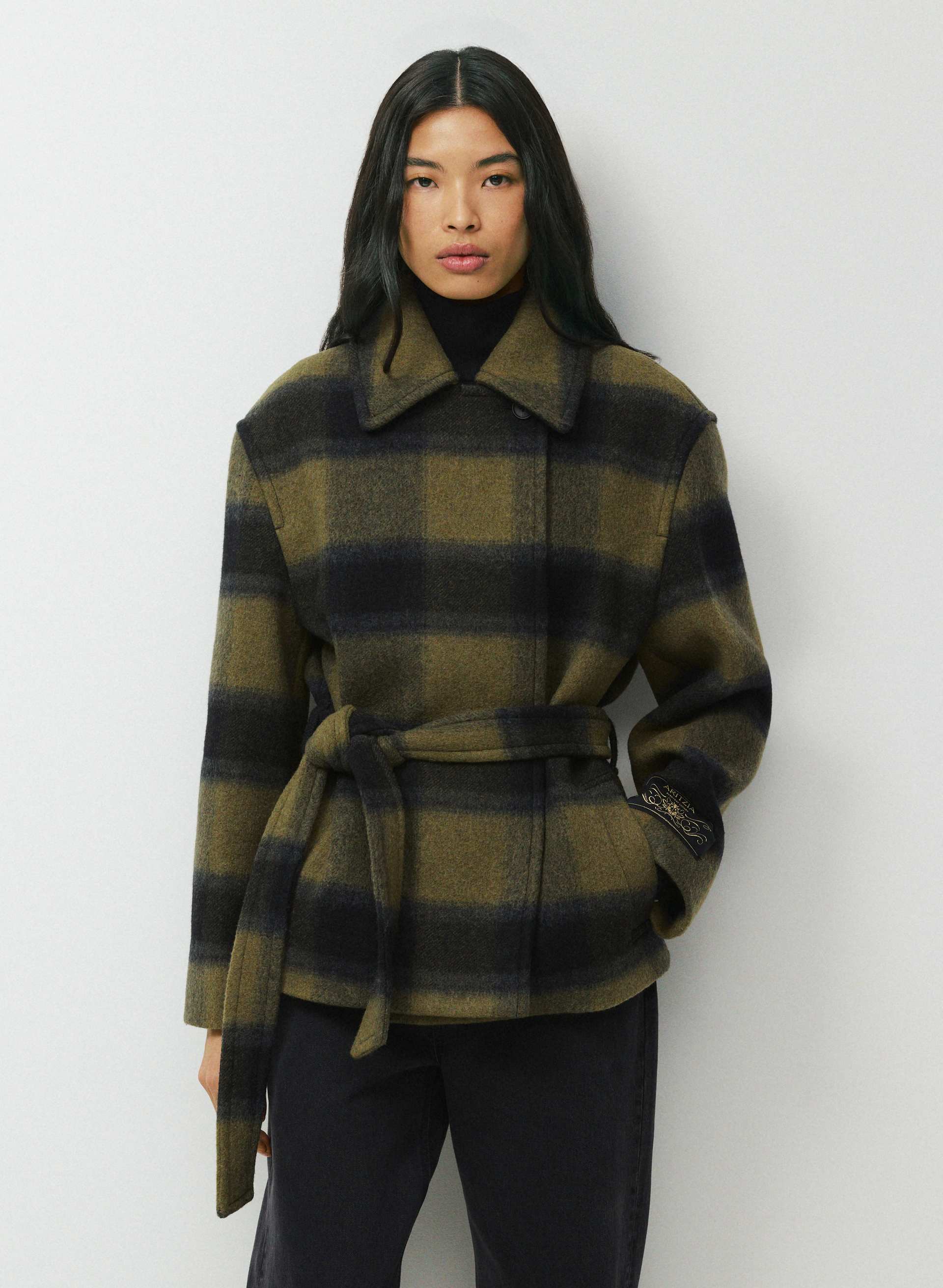 THE ELOWEN COAT | Aritzia