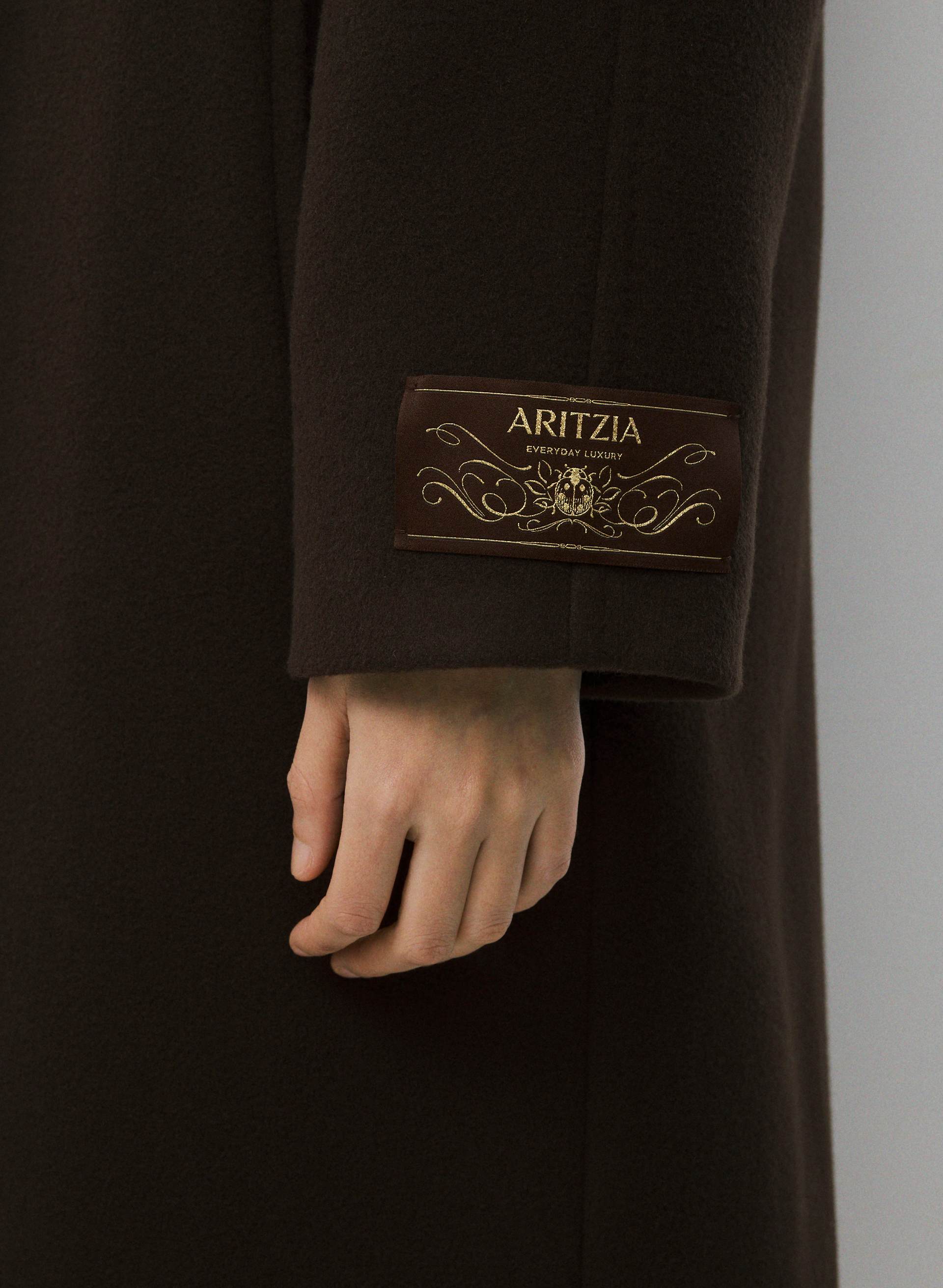 THE HAWTHORNE COAT | Aritzia