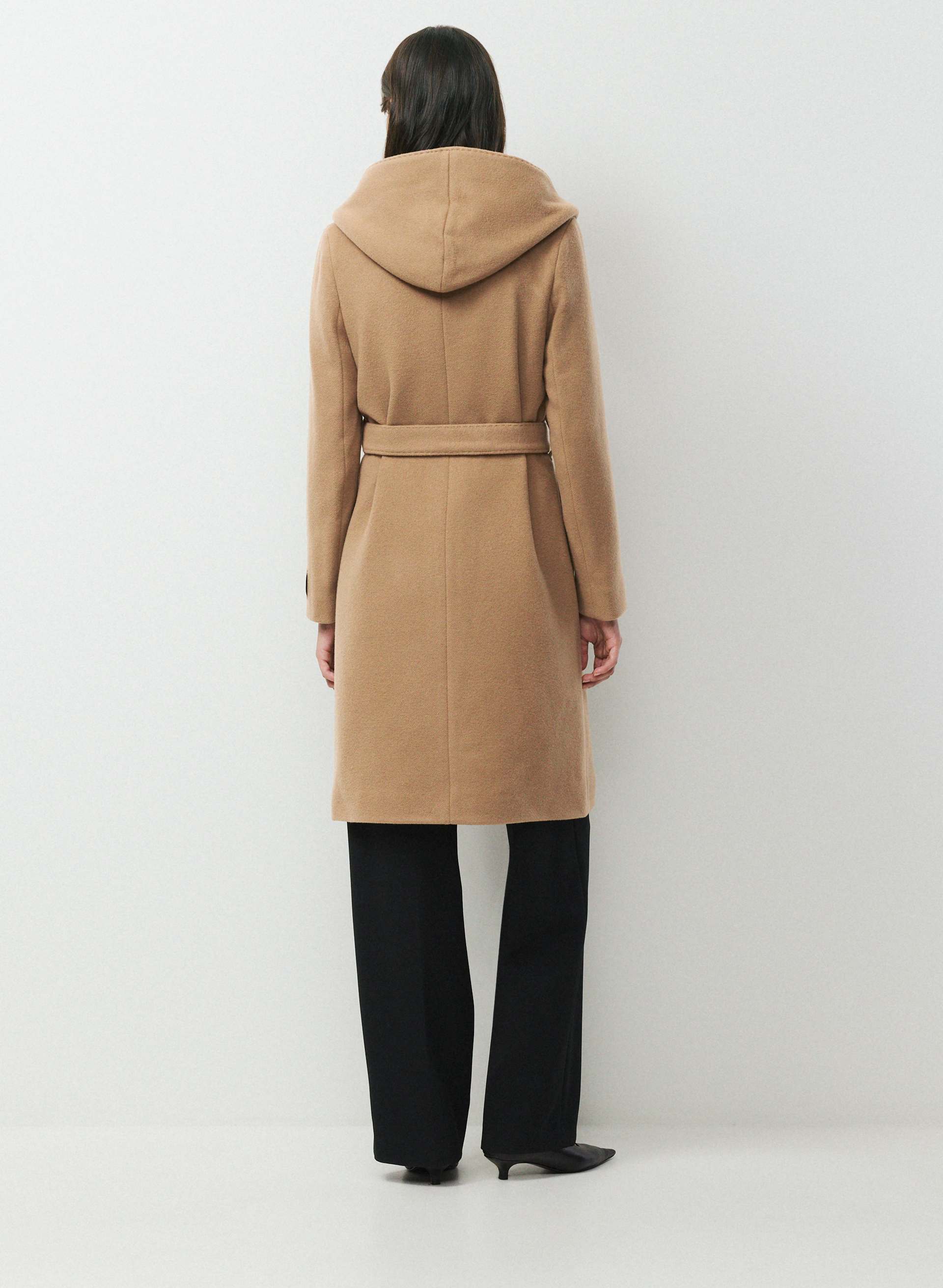 THE EMILIE COAT | Aritzia