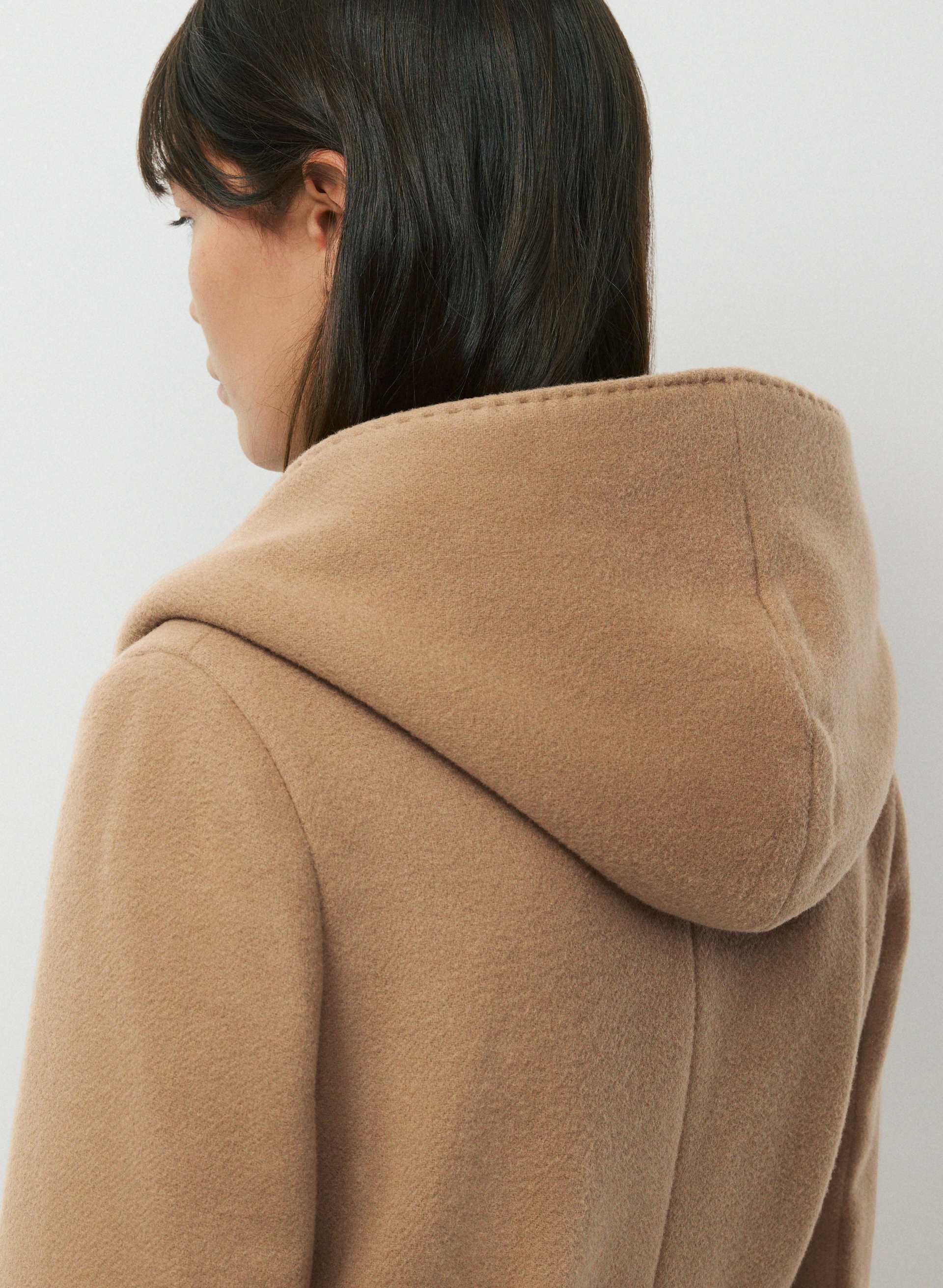 THE EMILIE COAT | Aritzia