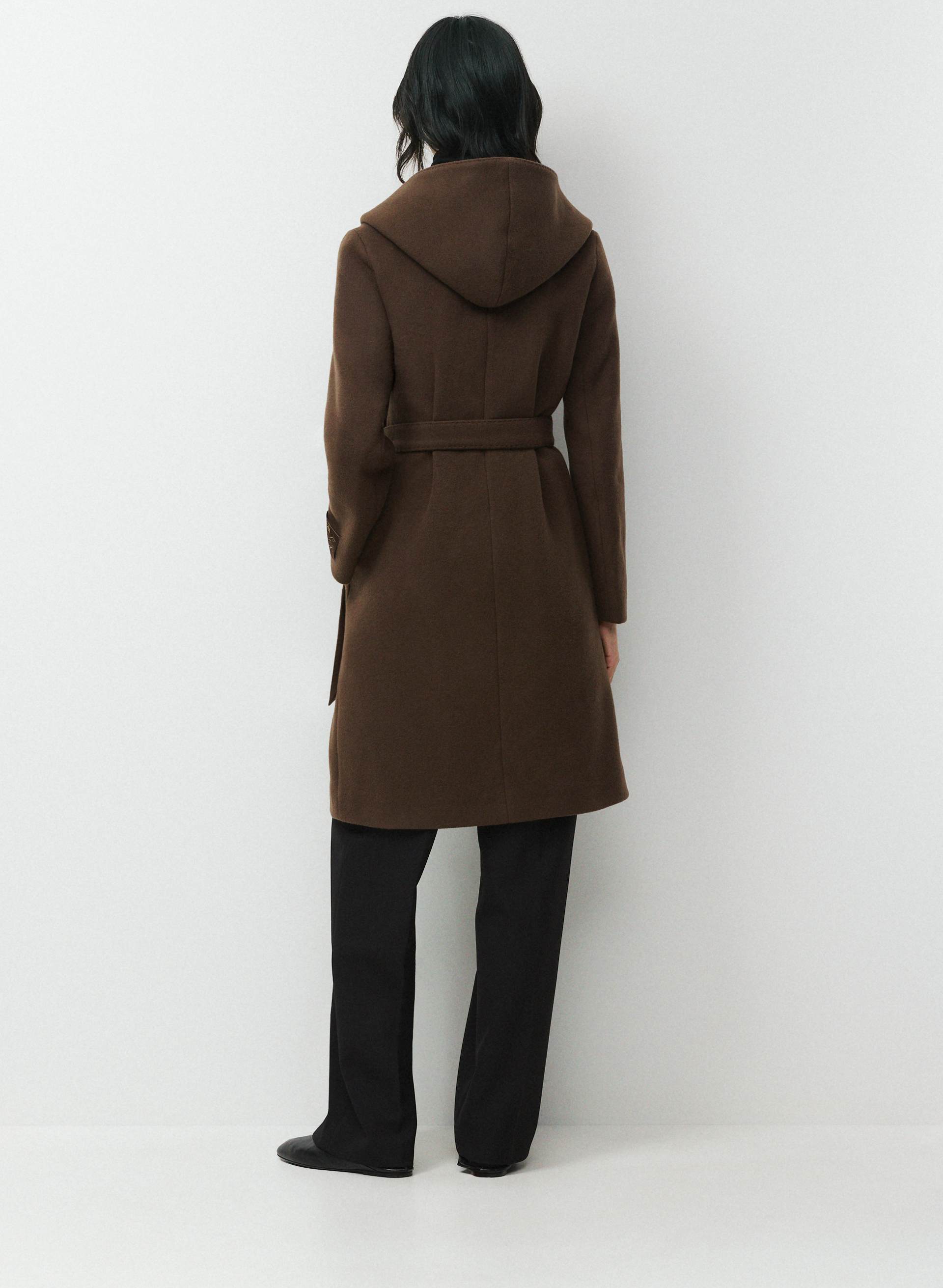 THE EMILIE COAT | Aritzia