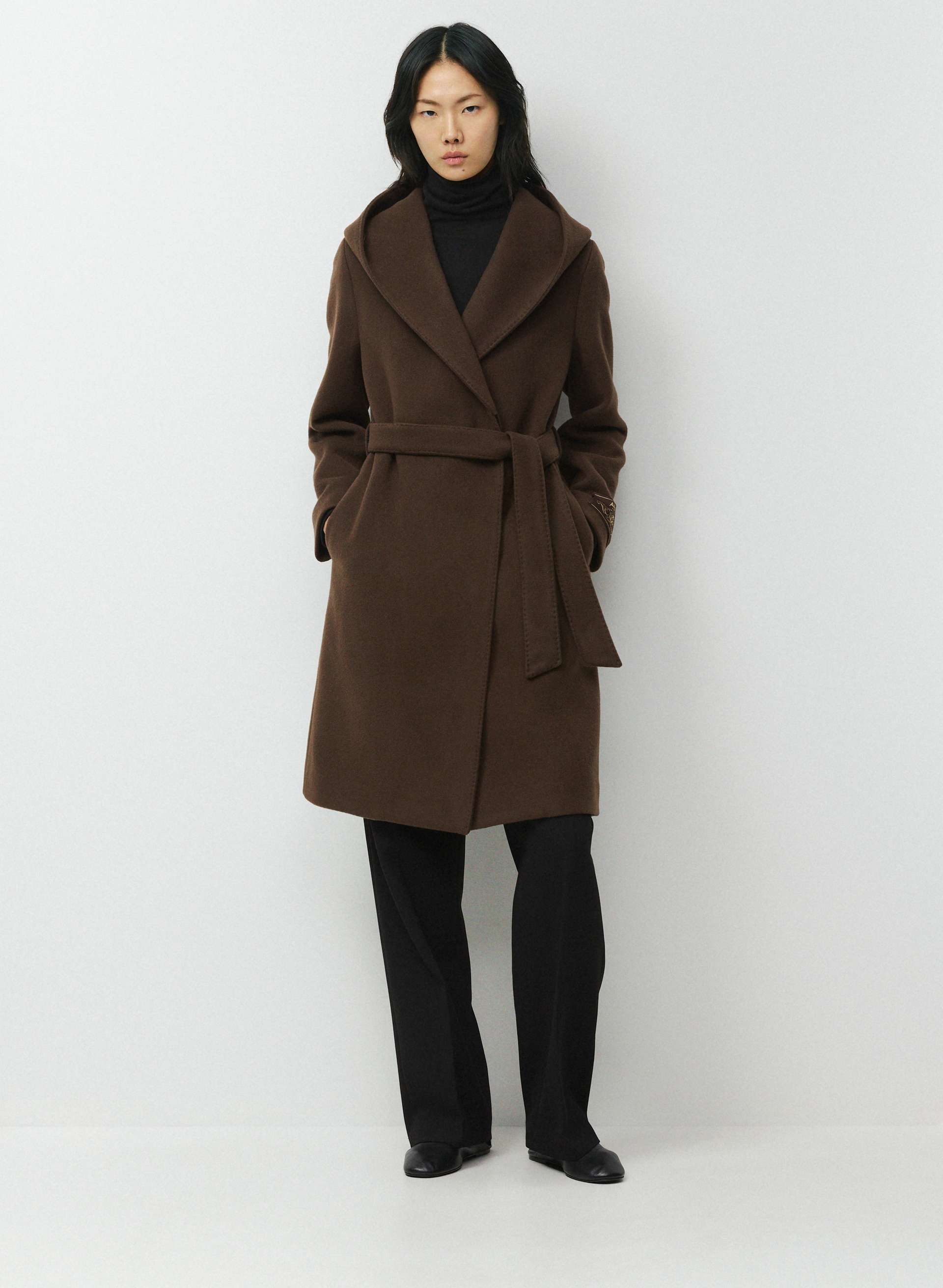 THE EMILIE COAT | Aritzia