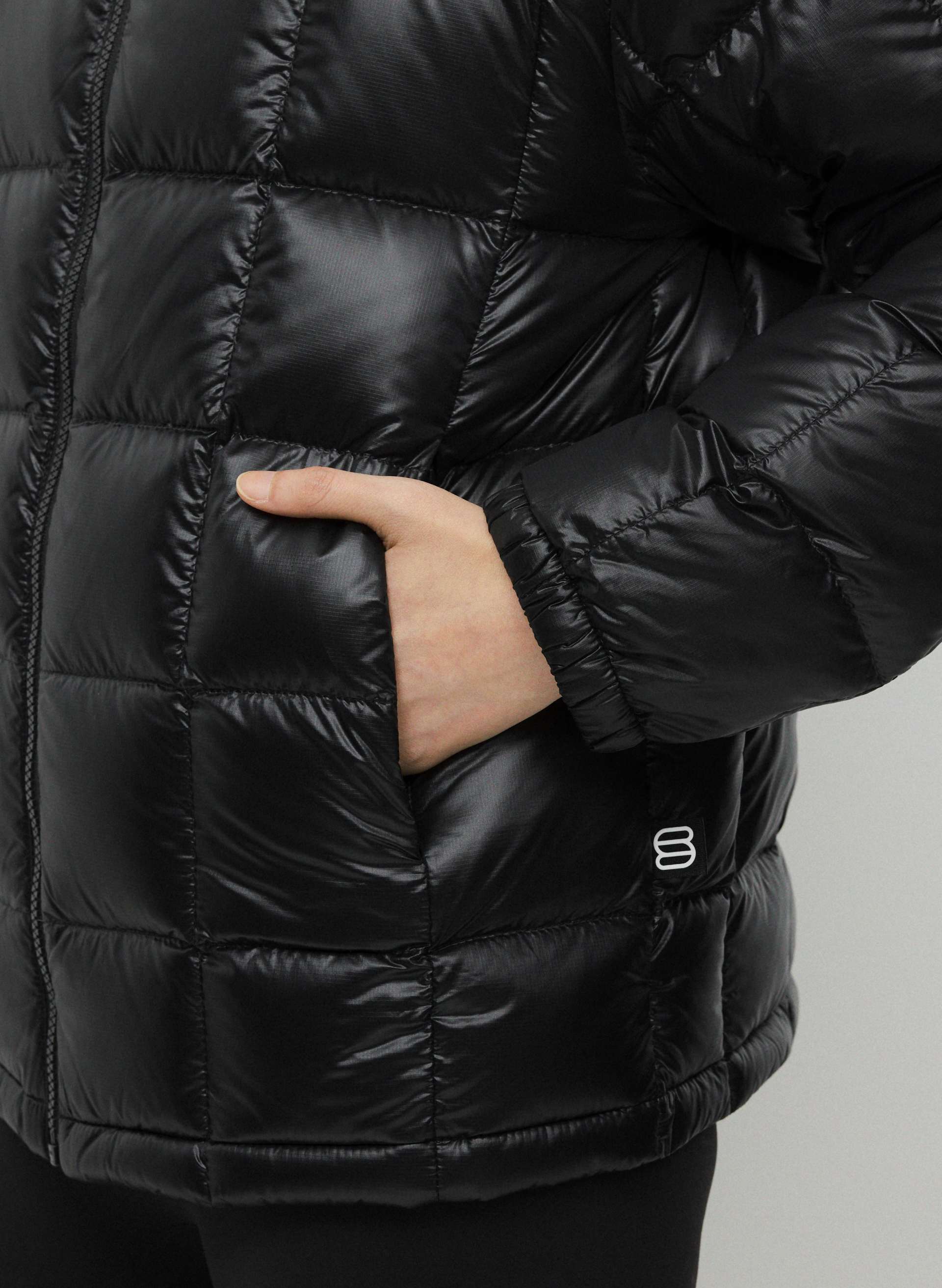 THE SUPERPOP PUFF™ HOODED | Aritzia