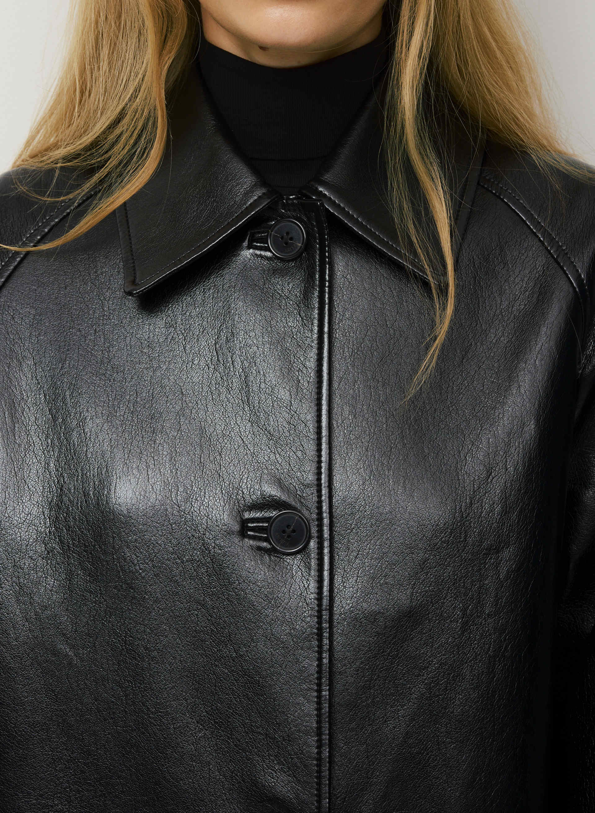 THE REGENT TRENCH COAT | Aritzia