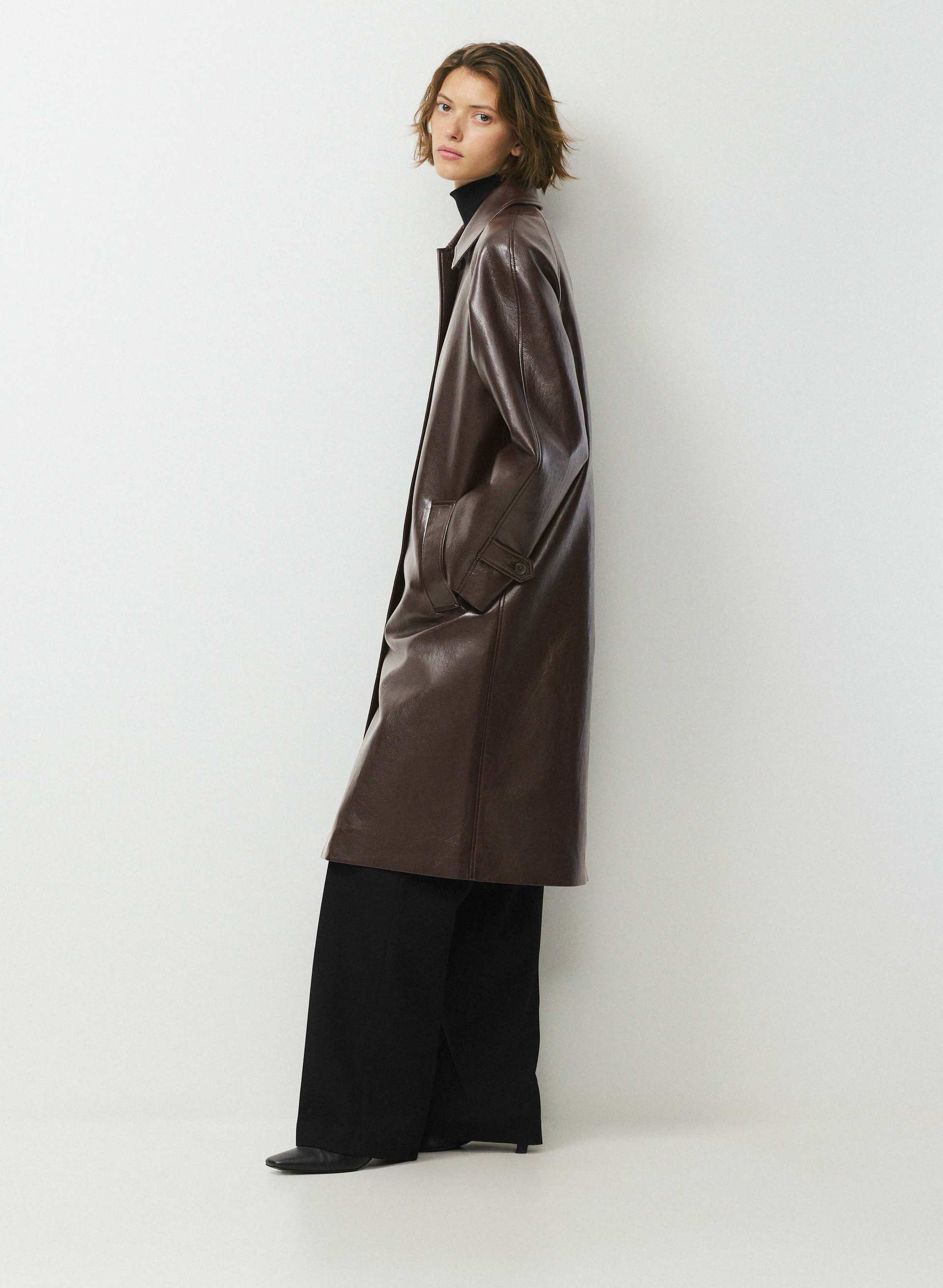 THE REGENT TRENCH COAT | Aritzia